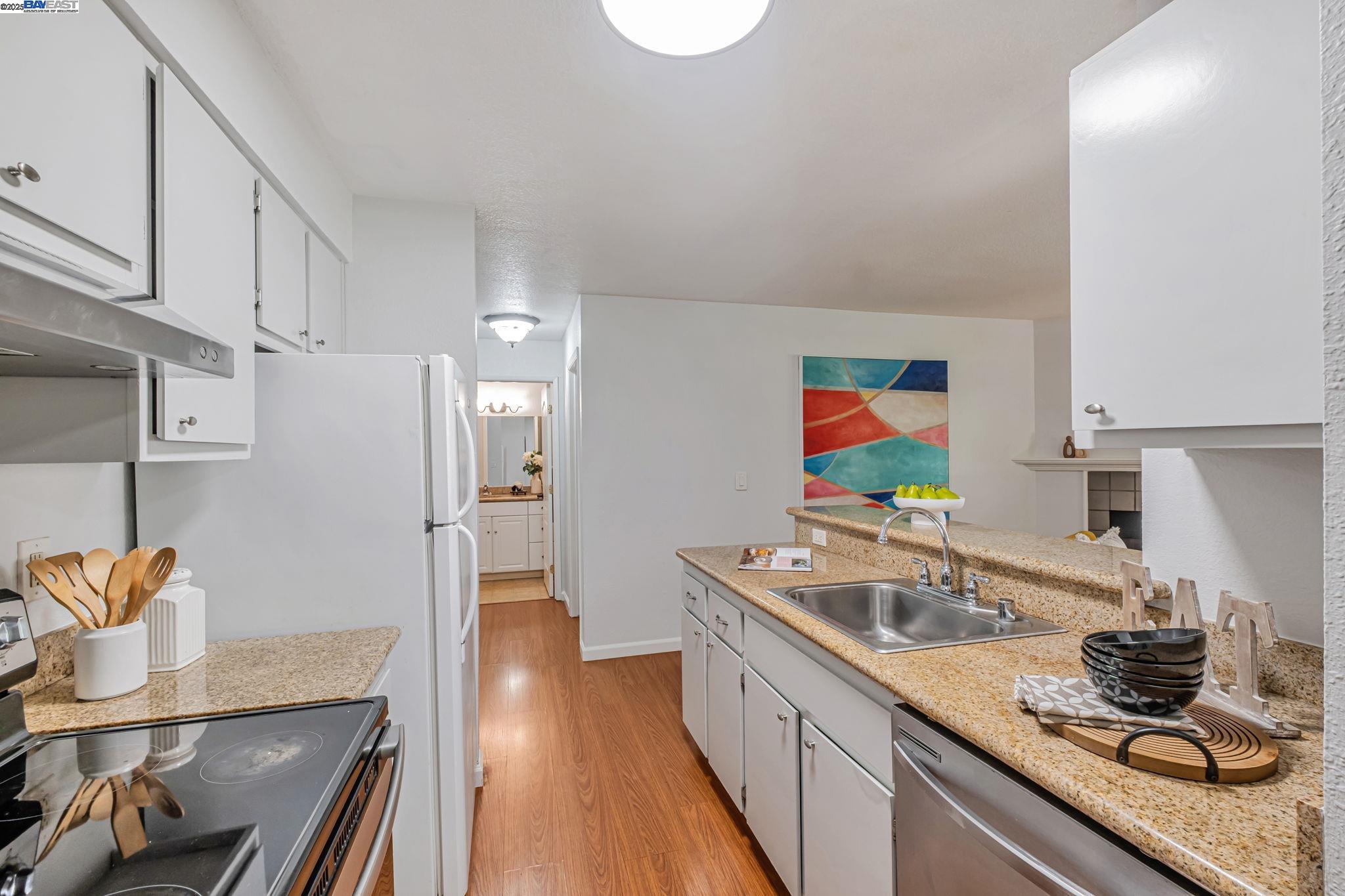 Photo #7: 41102073 Listing: Photo #7