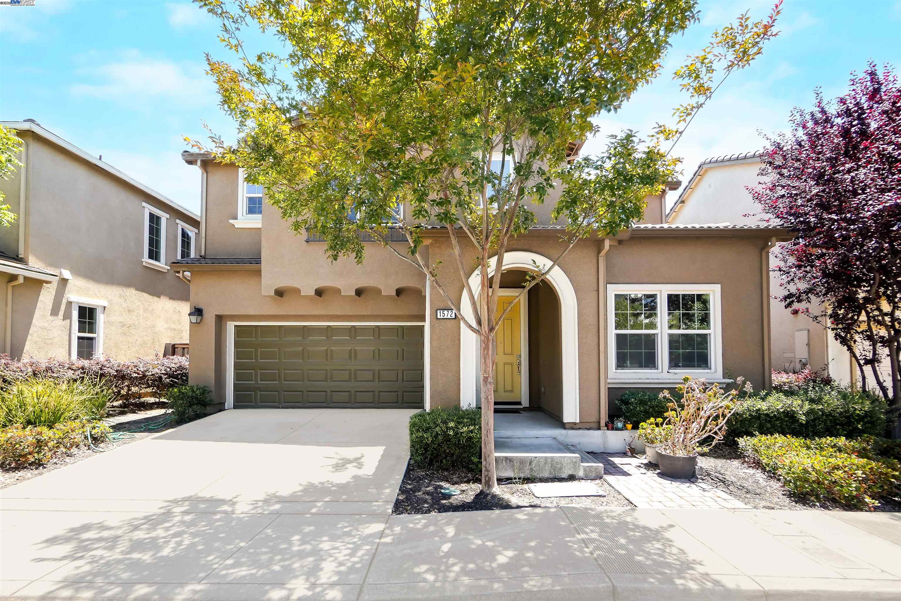 1572 Glenn St, Hayward, California 94545, 4 Bedrooms Bedrooms, 6 Rooms Rooms,3 BathroomsBathrooms,Residential,For Sale,1572 Glenn St,41102077