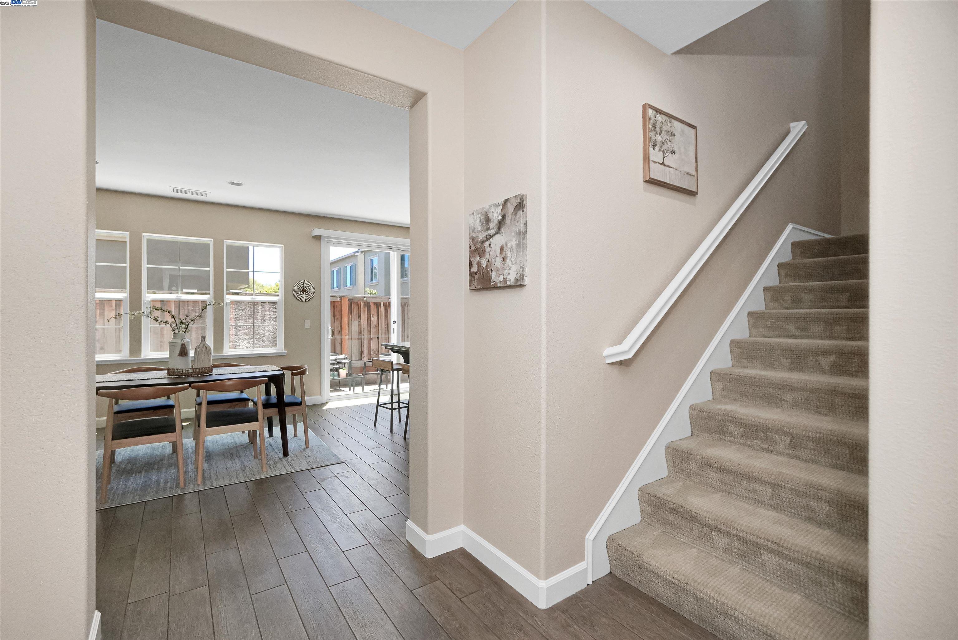 1572 Glenn St, Hayward, California 94545, 4 Bedrooms Bedrooms, 6 Rooms Rooms,3 BathroomsBathrooms,Residential,For Sale,1572 Glenn St,41102077