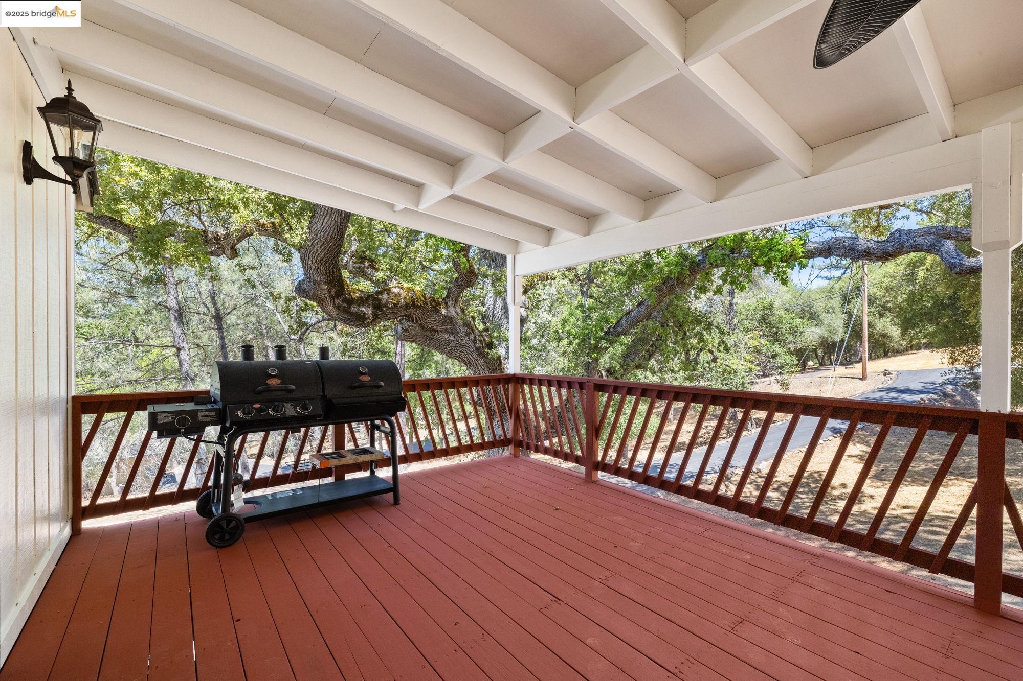 Detail Gallery Image 14 of 35 For 12629 Cresthavaen, Groveland,  CA 95321 - 3 Beds | 2/1 Baths