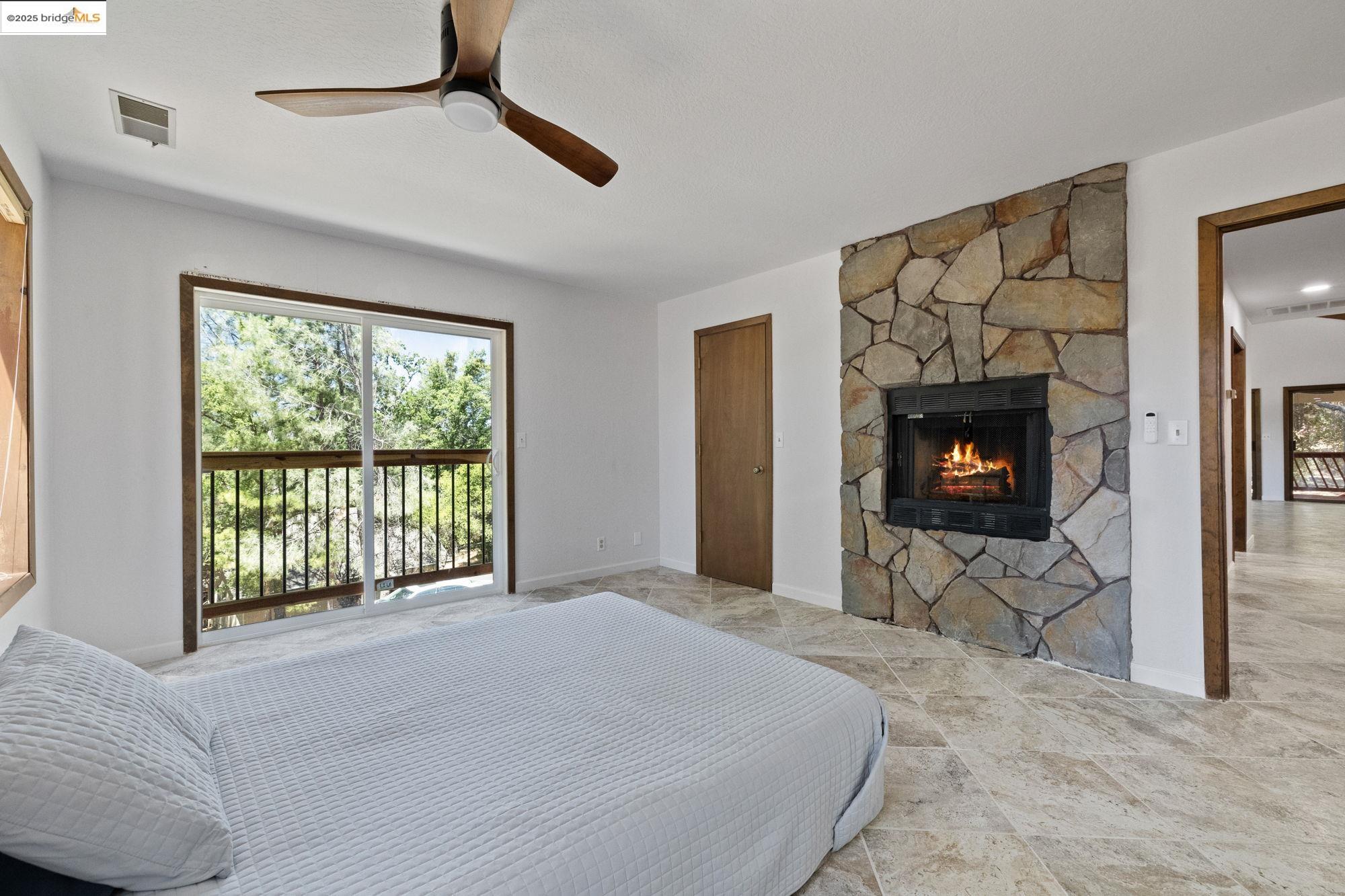 Detail Gallery Image 18 of 35 For 12629 Cresthavaen, Groveland,  CA 95321 - 3 Beds | 2/1 Baths