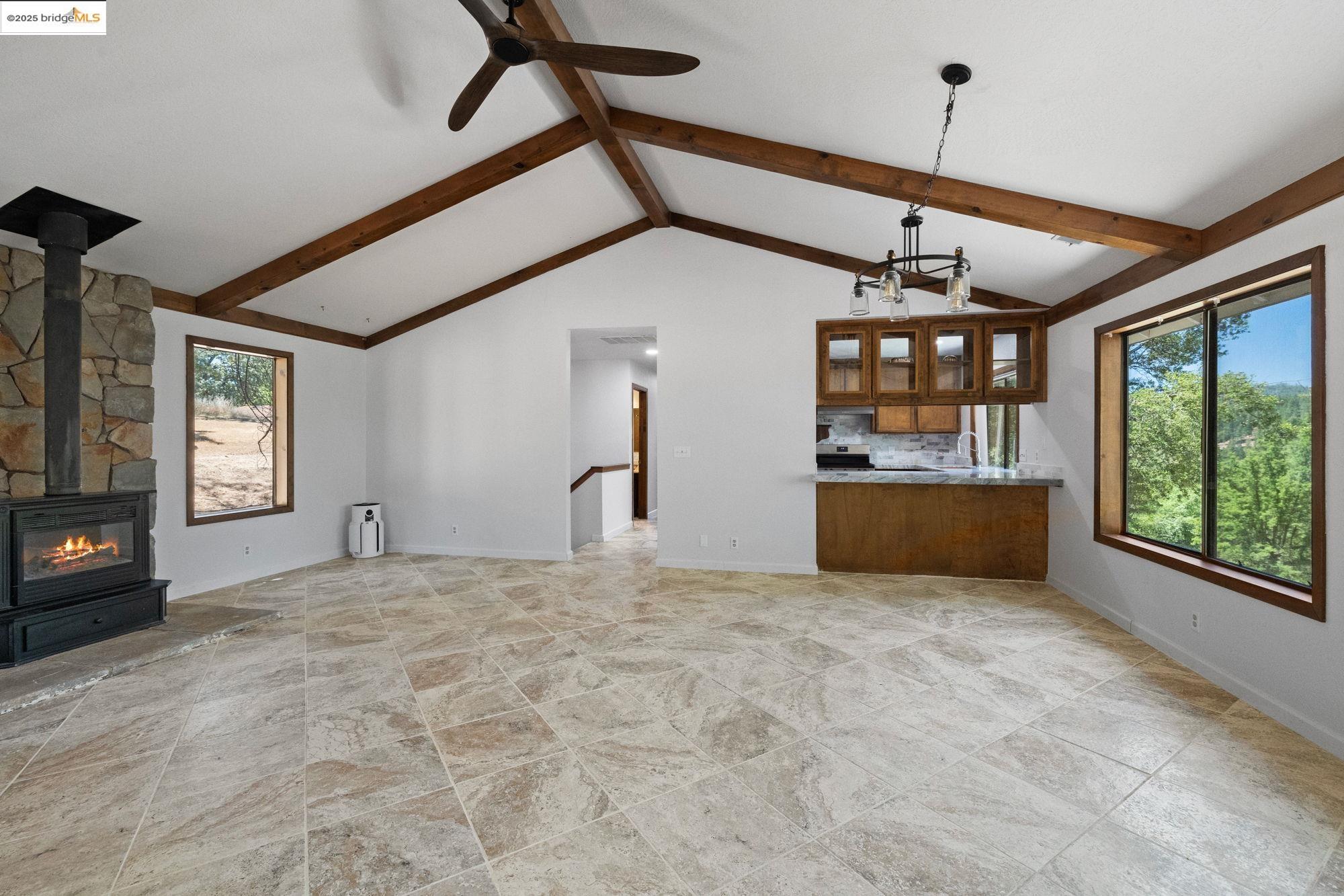 Detail Gallery Image 26 of 35 For 12629 Cresthavaen, Groveland,  CA 95321 - 3 Beds | 2/1 Baths
