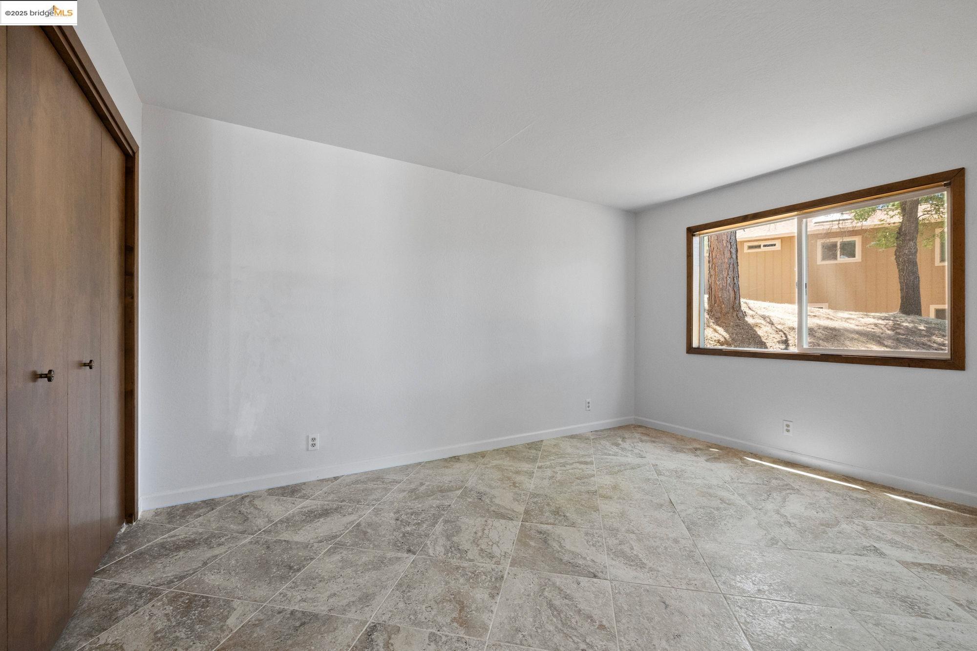 Detail Gallery Image 30 of 35 For 12629 Cresthavaen, Groveland,  CA 95321 - 3 Beds | 2/1 Baths