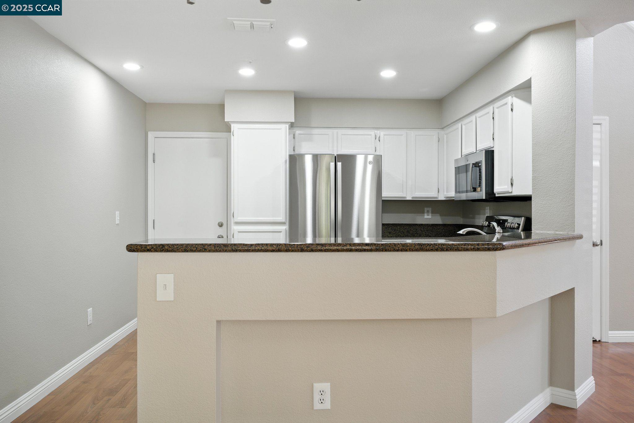Photo #13: 41102080 Listing: Photo #13