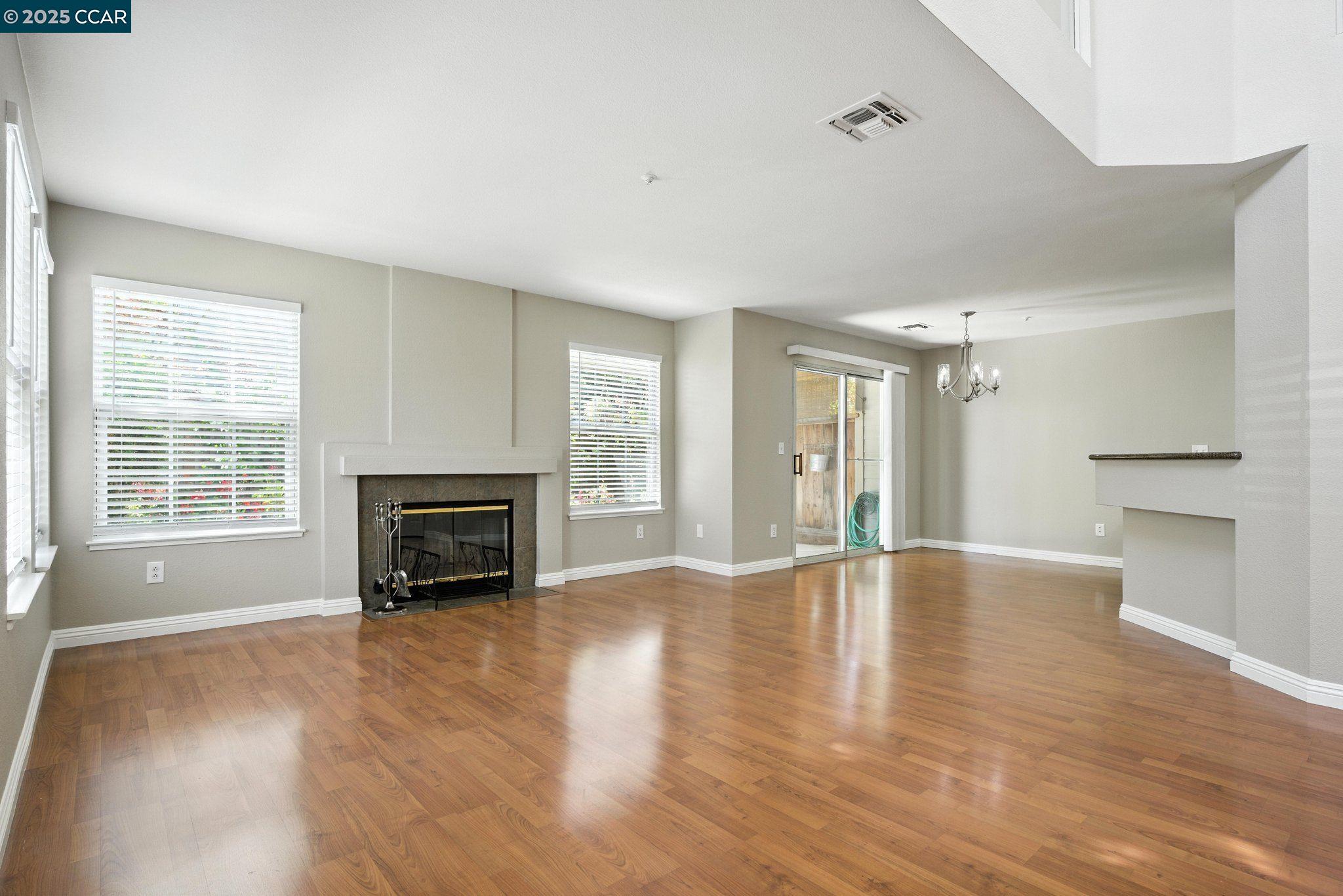 Photo #4: 41102080 Listing 