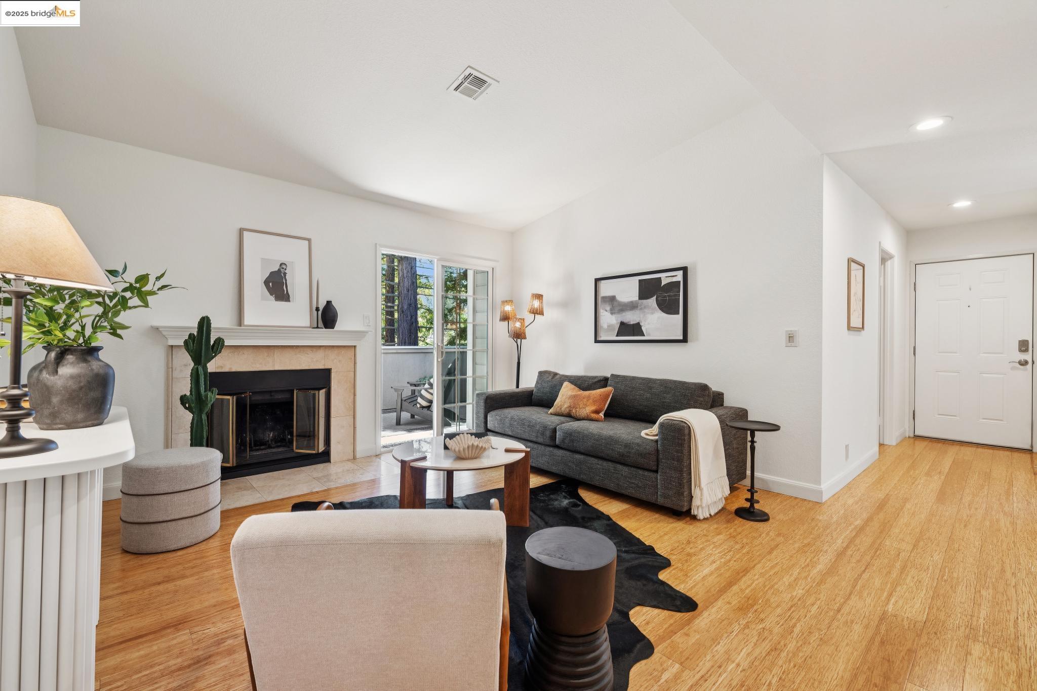 Photo #8: 41102081 Listing: Photo #8