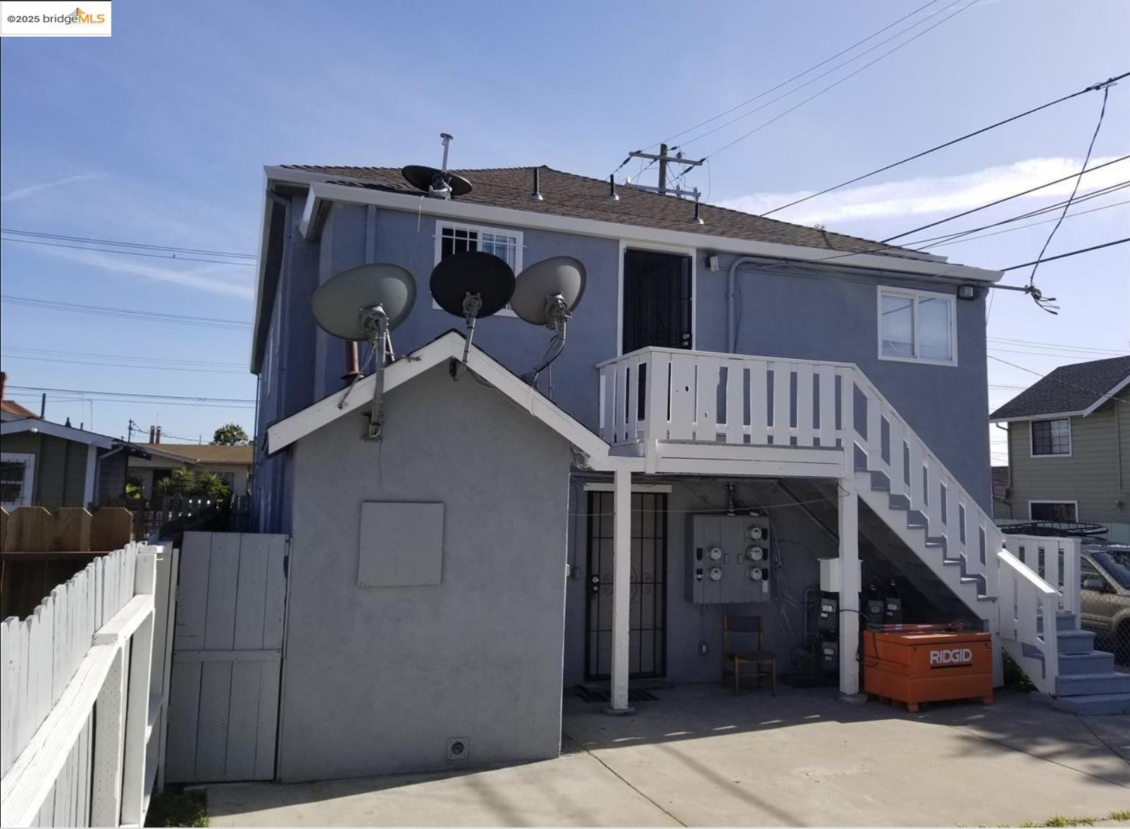 Detail Gallery Image 3 of 30 For 203 Bissell Ave, Richmond,  CA 94801 - – Beds | – Baths