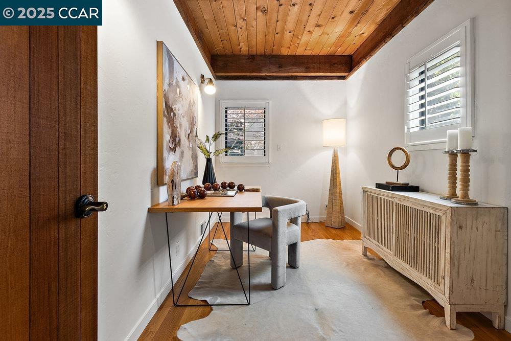 Detail Gallery Image 26 of 59 For 39 El Toyonal, Orinda,  CA 94563 - 5 Beds | 4 Baths