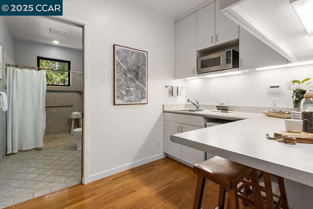 Detail Gallery Image 34 of 59 For 39 El Toyonal, Orinda,  CA 94563 - 5 Beds | 4 Baths
