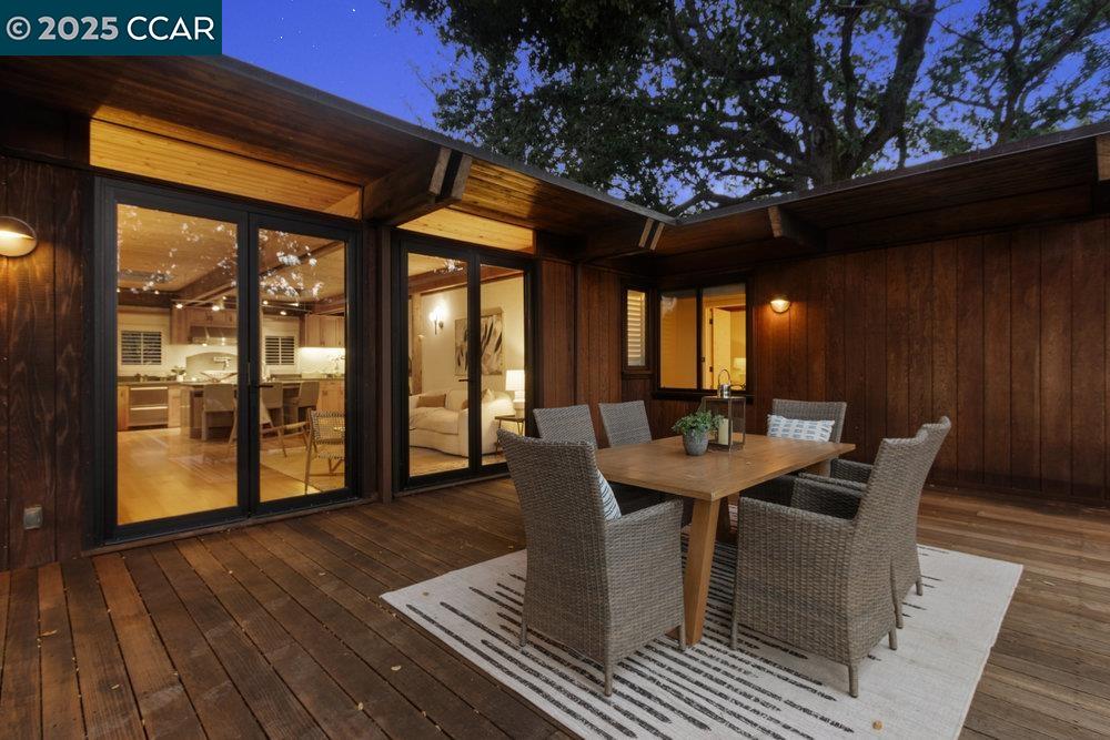 Detail Gallery Image 45 of 59 For 39 El Toyonal, Orinda,  CA 94563 - 5 Beds | 4 Baths
