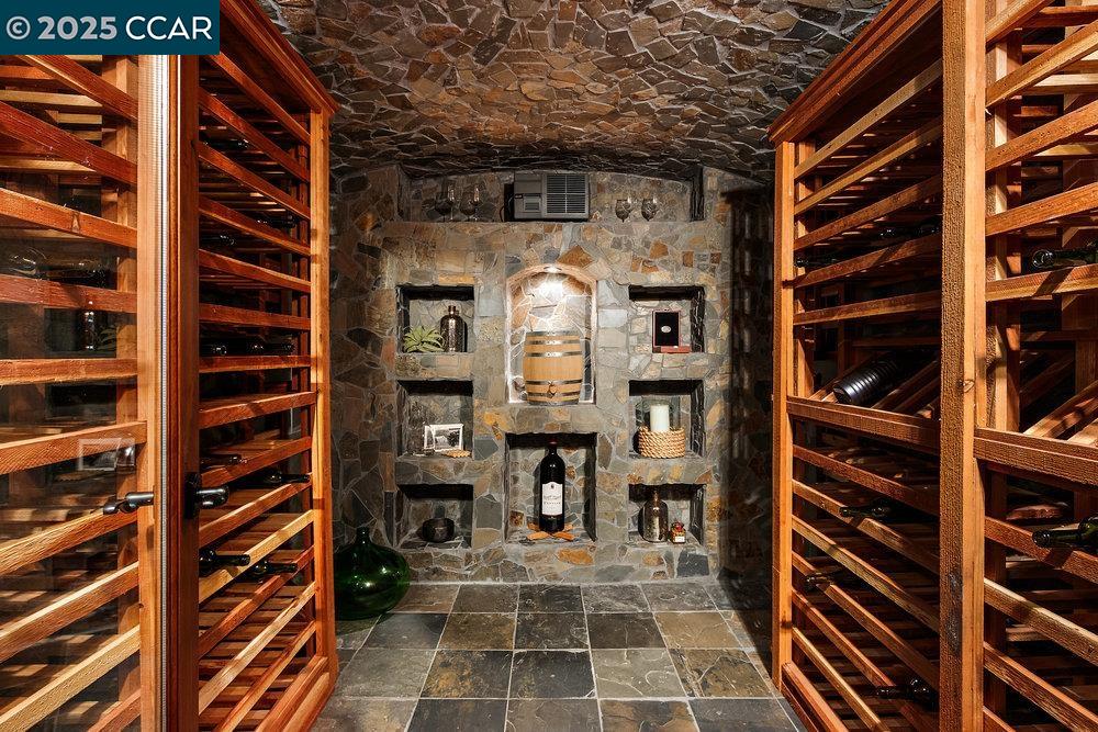 Detail Gallery Image 59 of 59 For 39 El Toyonal, Orinda,  CA 94563 - 5 Beds | 4 Baths