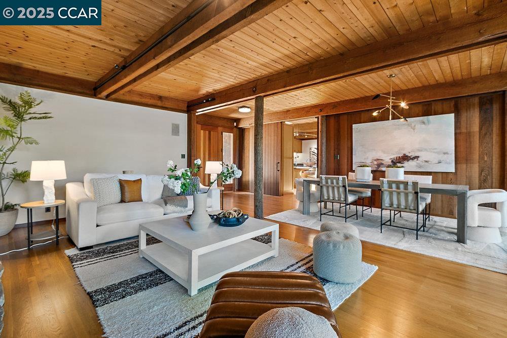 Detail Gallery Image 7 of 59 For 39 El Toyonal, Orinda,  CA 94563 - 5 Beds | 4 Baths