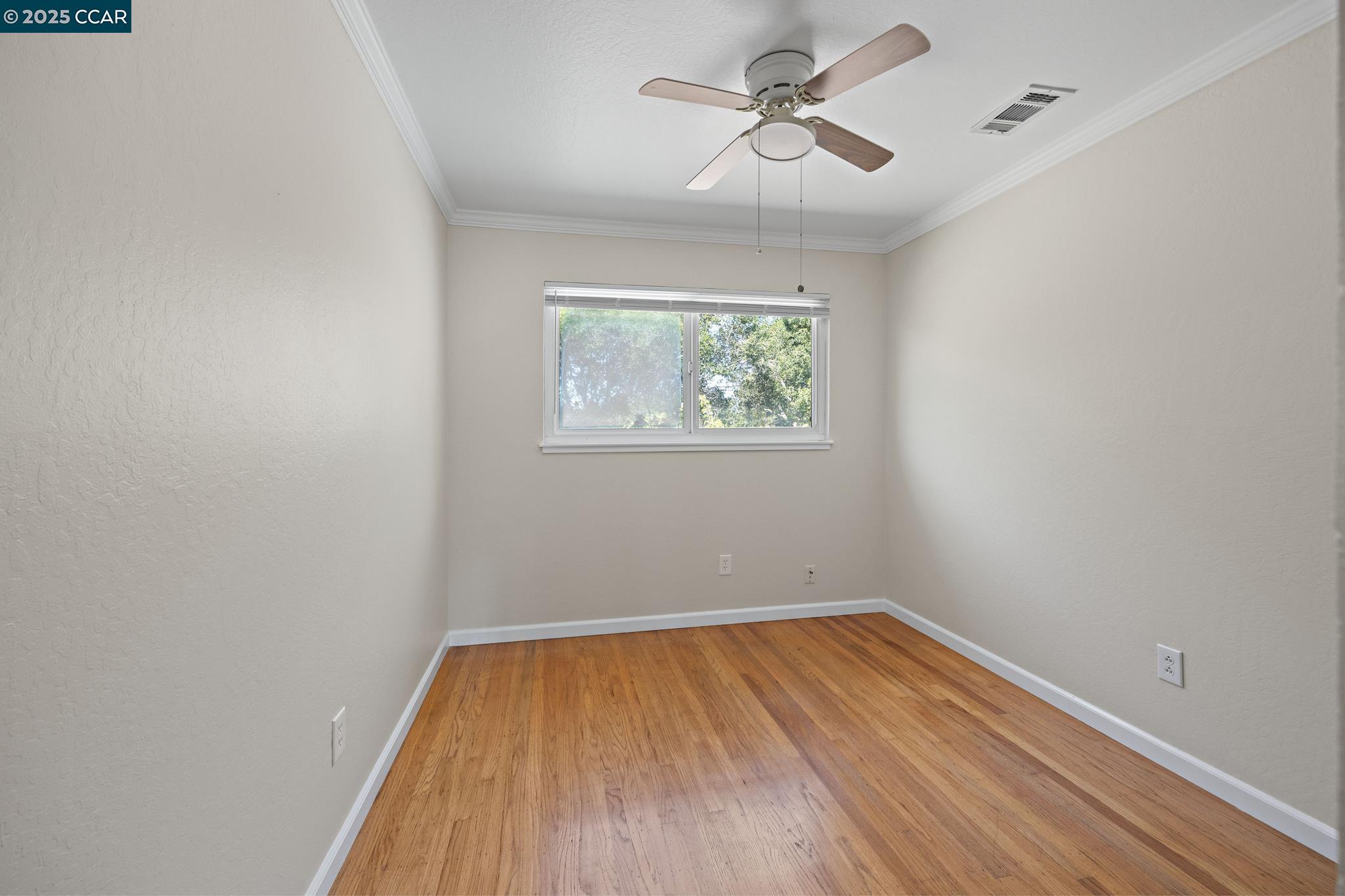 Detail Gallery Image 16 of 42 For 4816 Meadowbrook Dr, Richmond,  CA 94803 - 4 Beds | 2 Baths