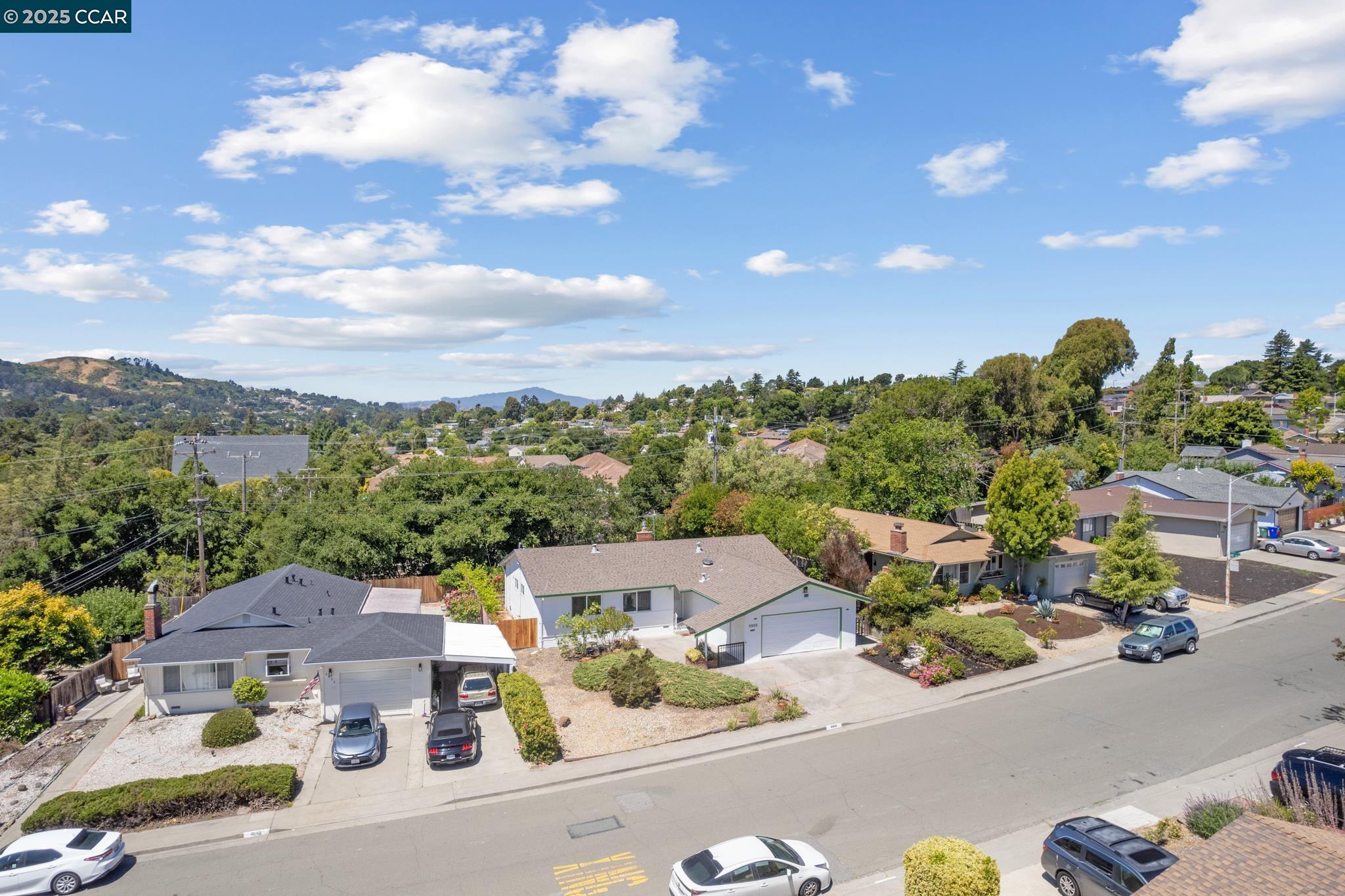 Detail Gallery Image 35 of 42 For 4816 Meadowbrook Dr, Richmond,  CA 94803 - 4 Beds | 2 Baths