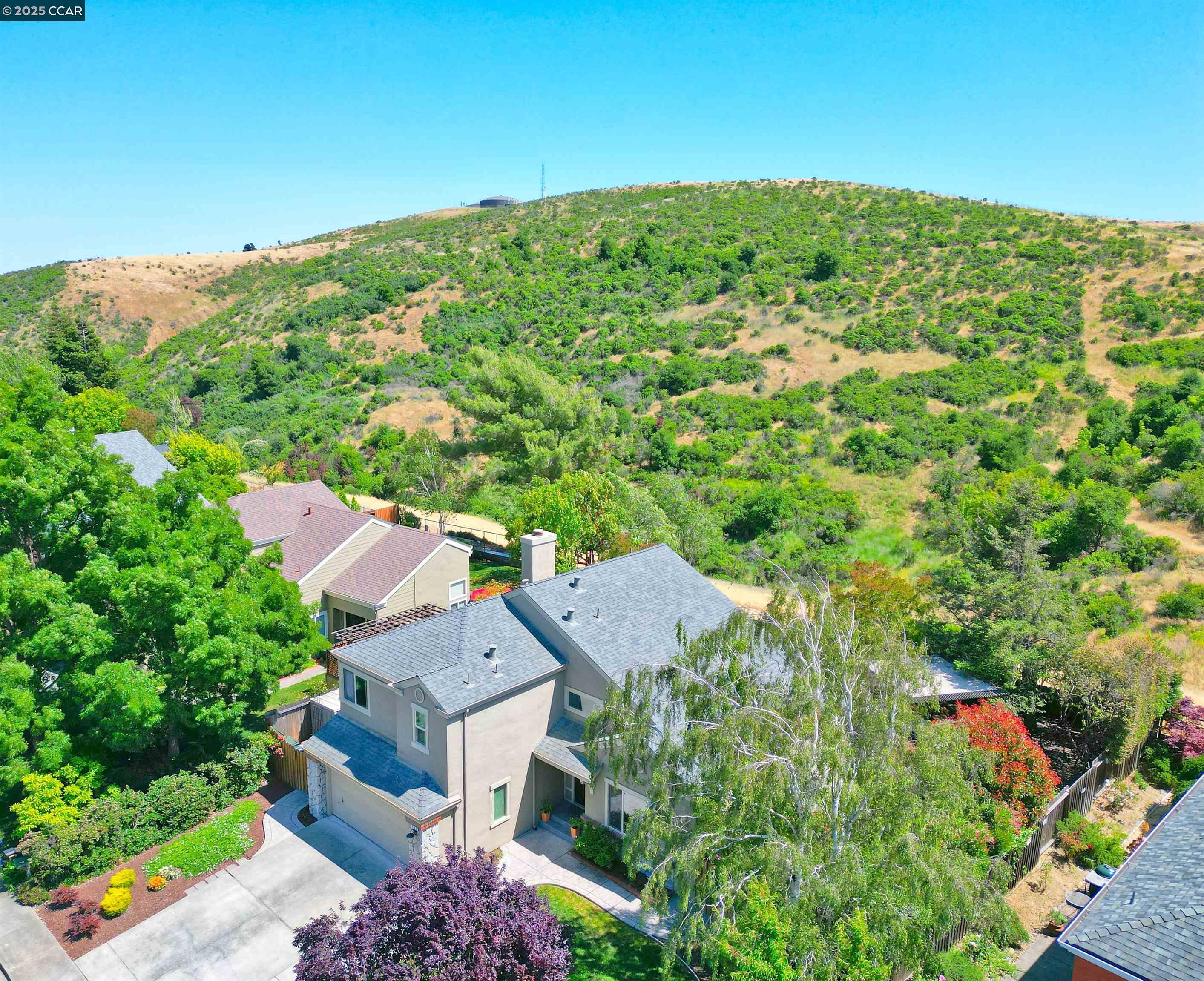 Detail Gallery Image 2 of 55 For 594 Morning Glory Dr, Benicia,  CA 94510 - 4 Beds | 2/1 Baths