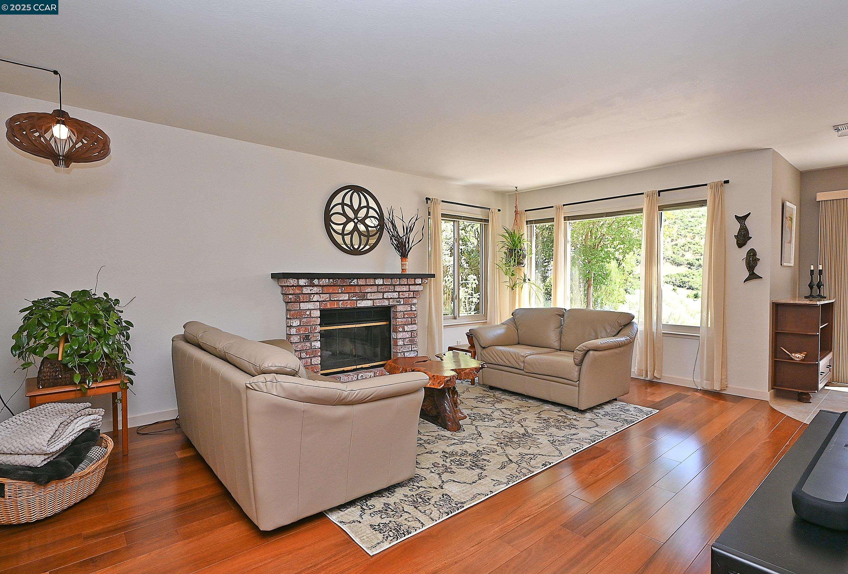 Detail Gallery Image 19 of 55 For 594 Morning Glory Dr, Benicia,  CA 94510 - 4 Beds | 2/1 Baths