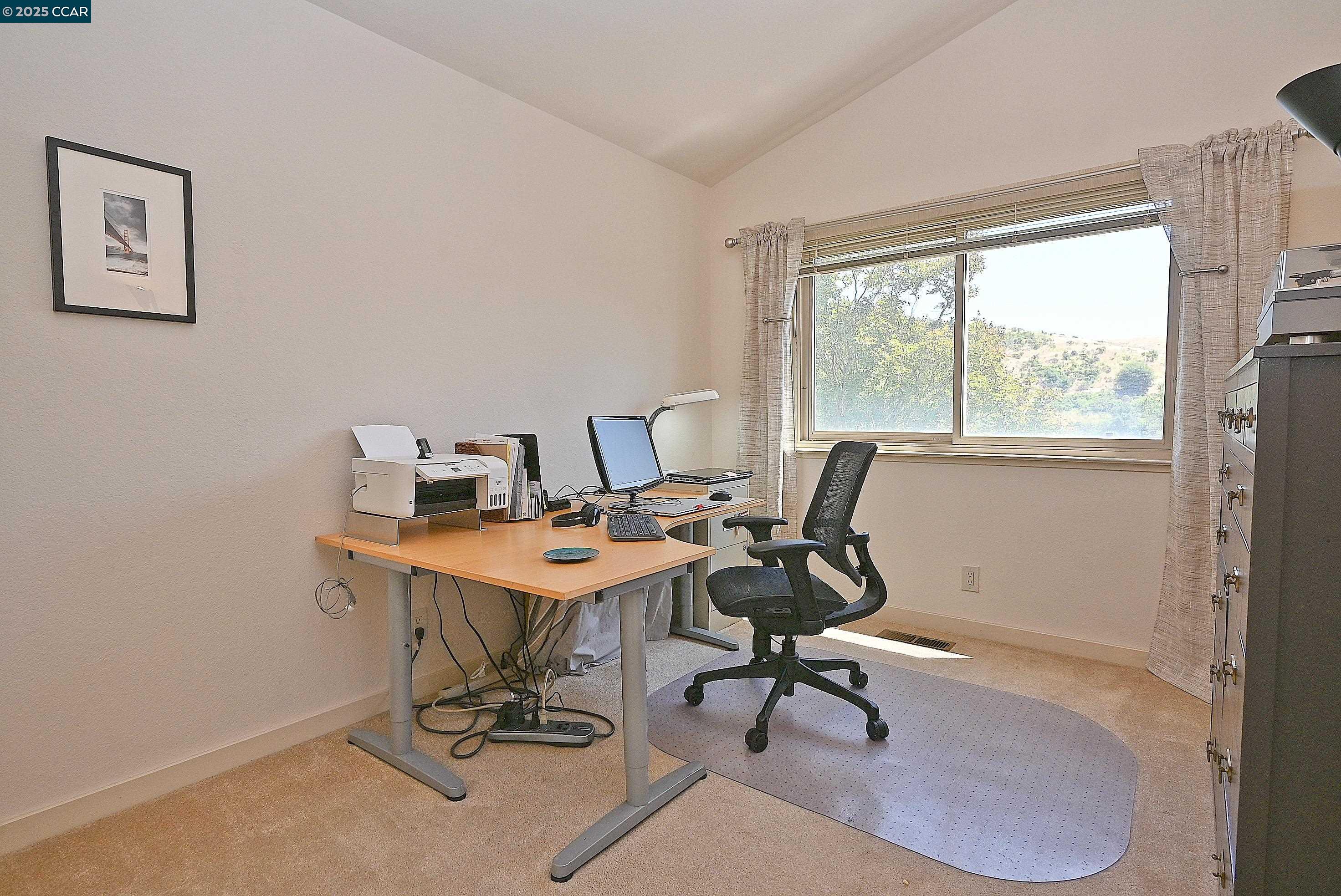 Detail Gallery Image 35 of 55 For 594 Morning Glory Dr, Benicia,  CA 94510 - 4 Beds | 2/1 Baths