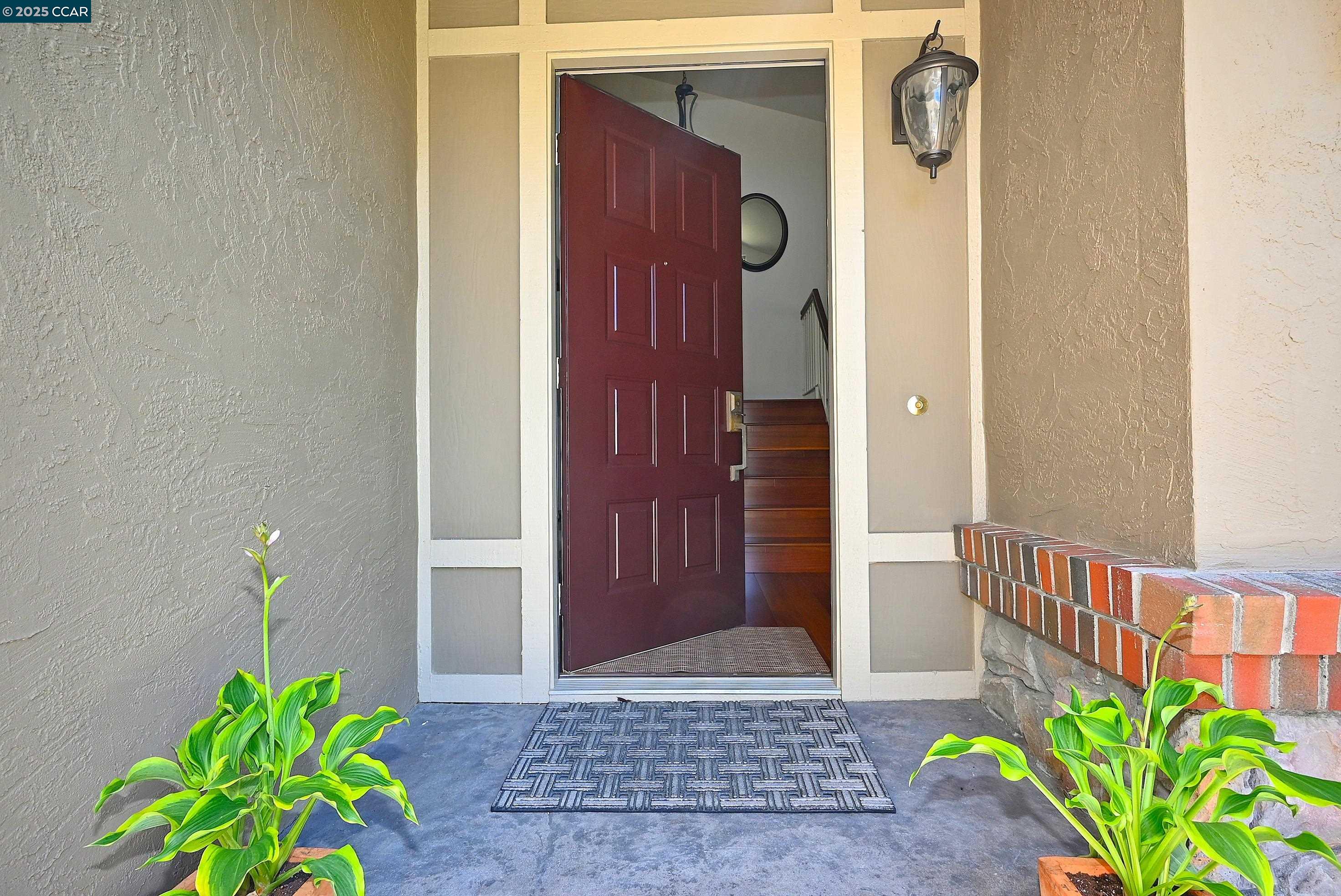 Detail Gallery Image 5 of 55 For 594 Morning Glory Dr, Benicia,  CA 94510 - 4 Beds | 2/1 Baths