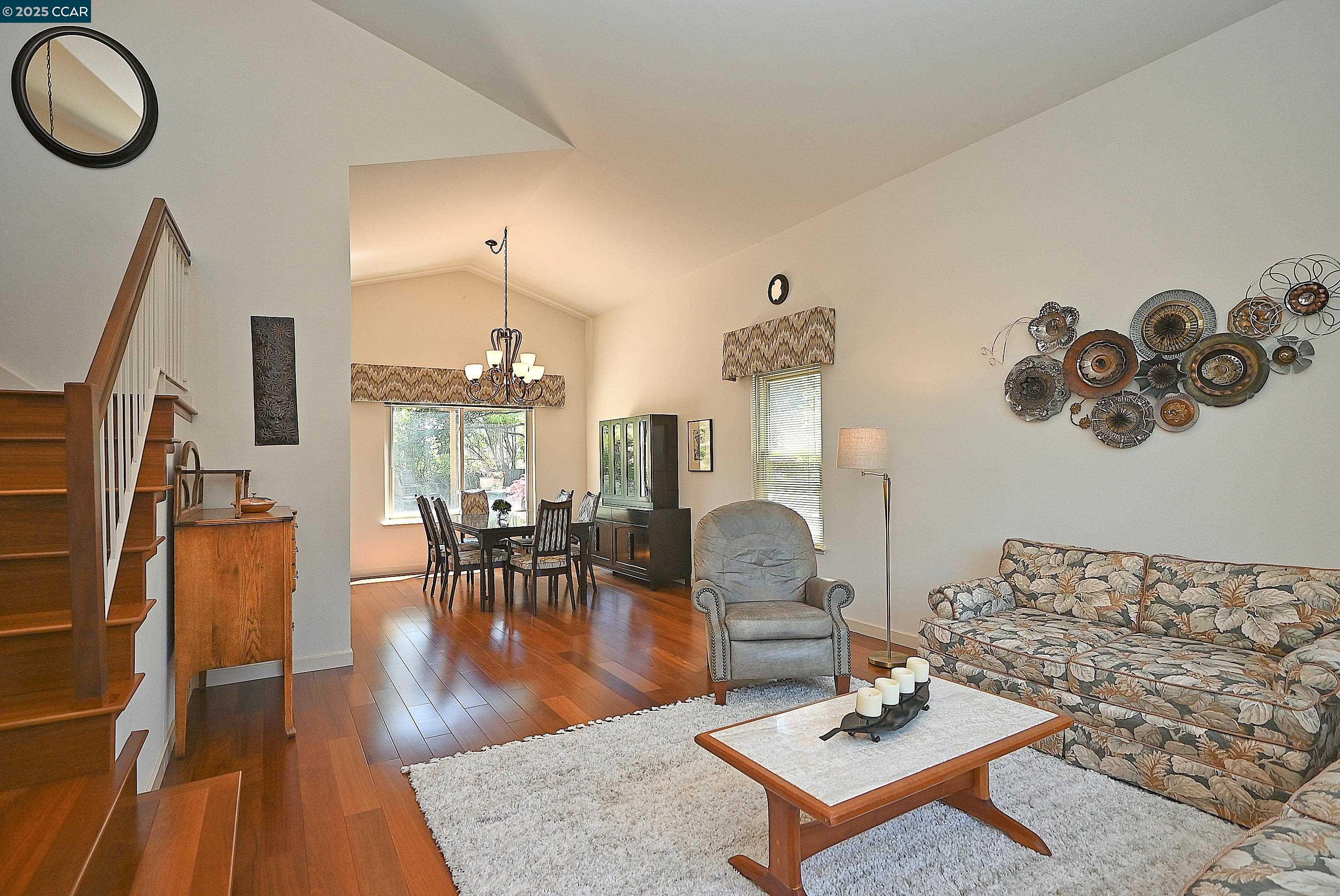 Detail Gallery Image 6 of 55 For 594 Morning Glory Dr, Benicia,  CA 94510 - 4 Beds | 2/1 Baths