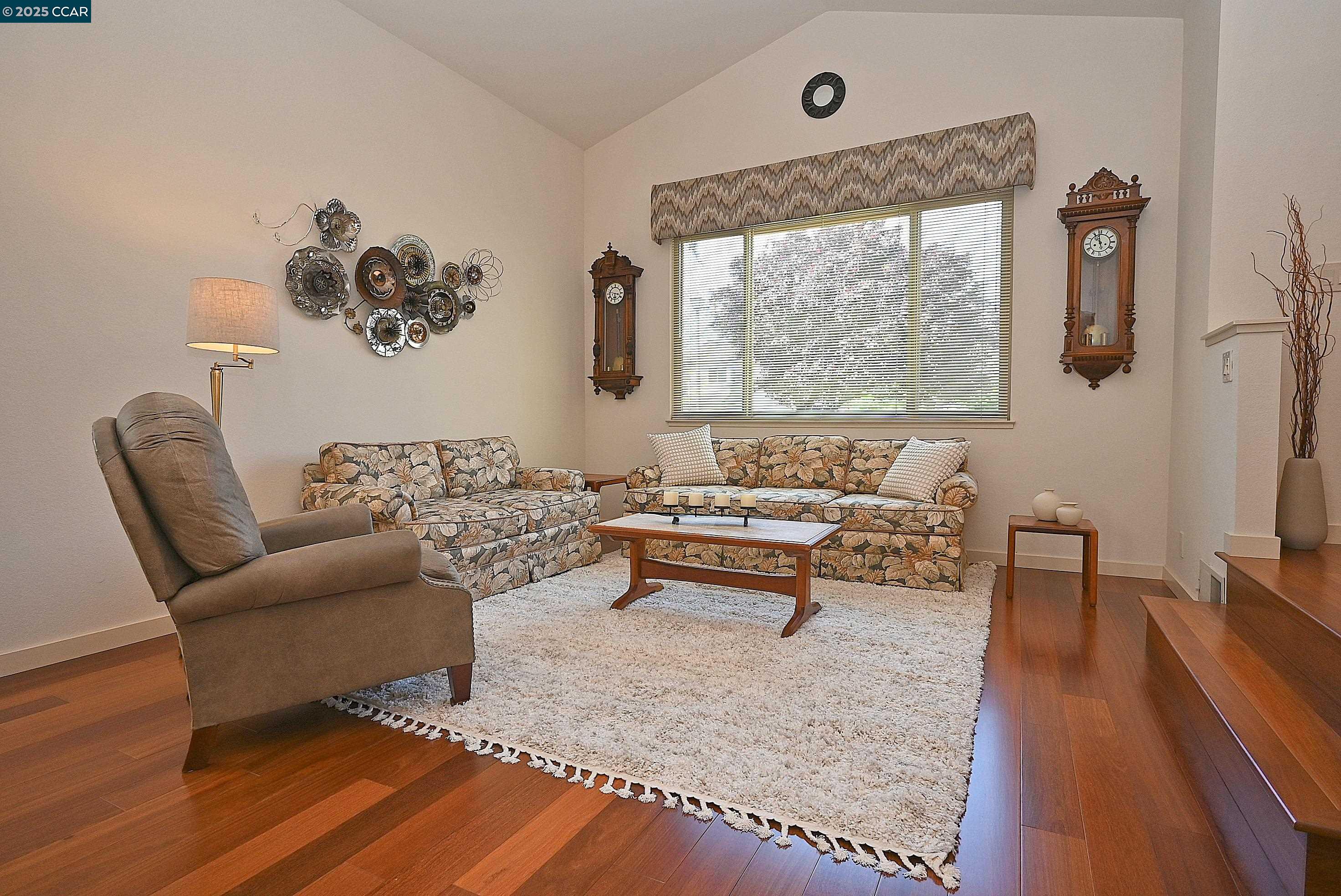 Detail Gallery Image 7 of 55 For 594 Morning Glory Dr, Benicia,  CA 94510 - 4 Beds | 2/1 Baths