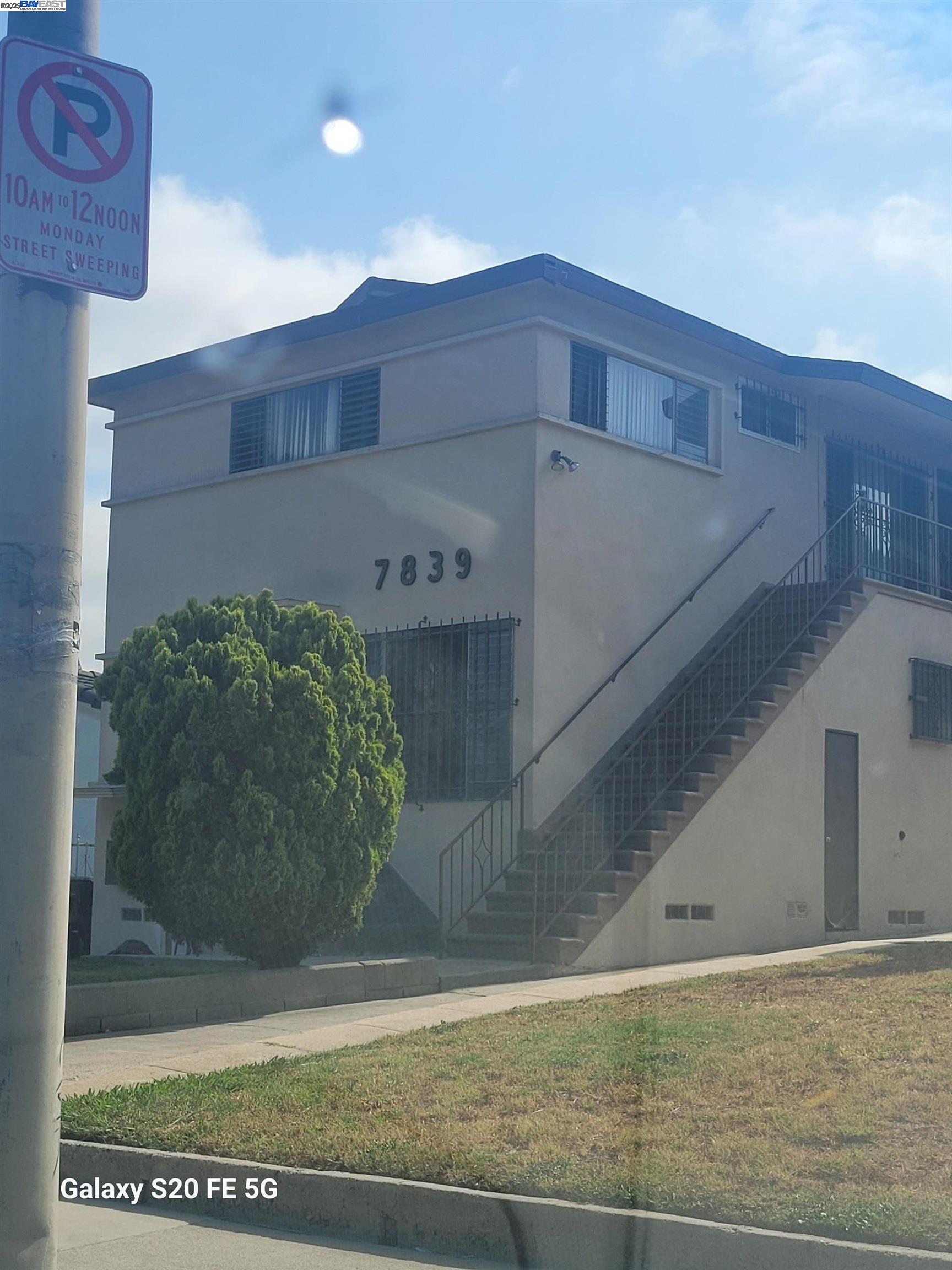 Front Image Thumbnail for BE41102094