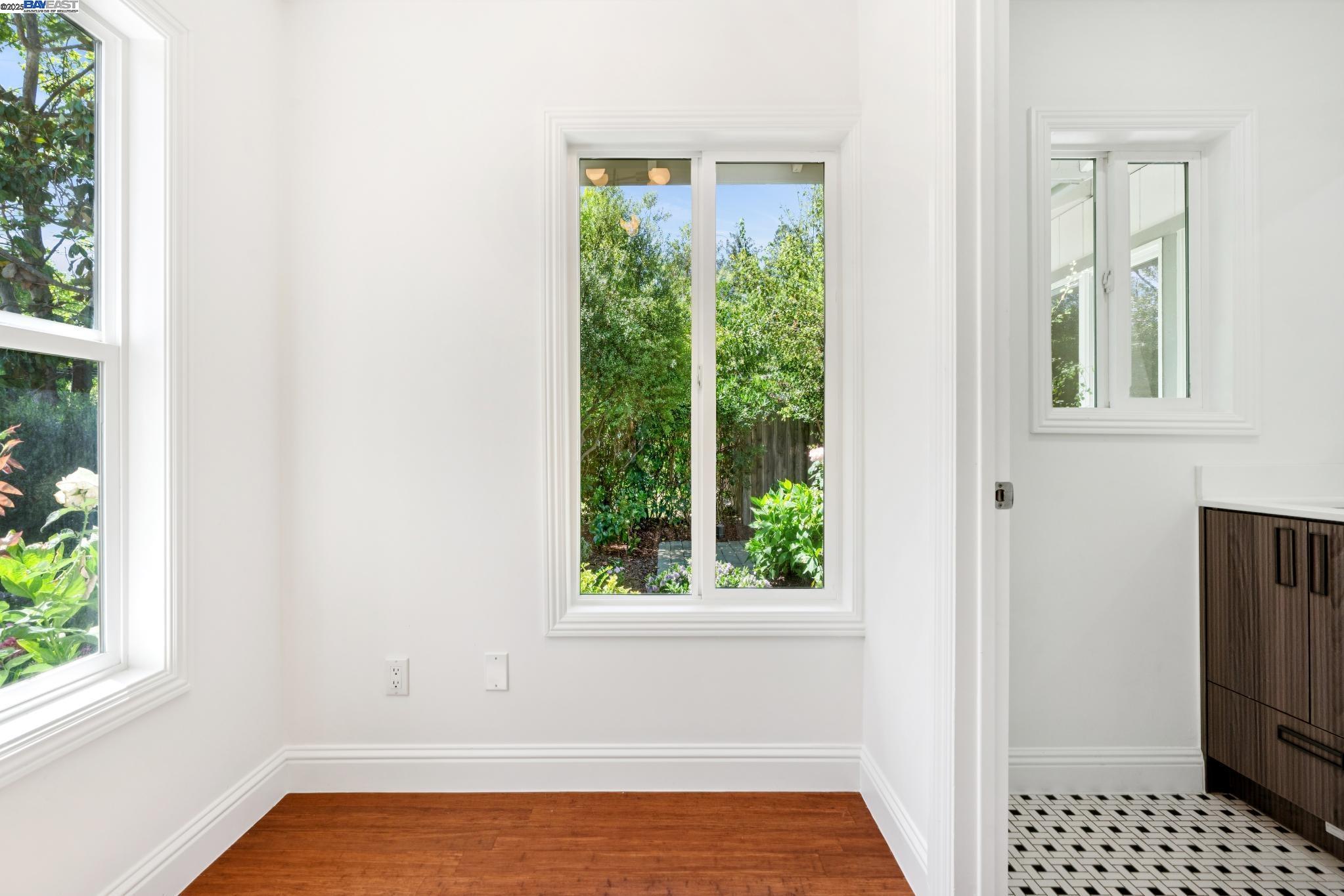Detail Gallery Image 43 of 53 For 2643 Buena Vista Ave, Walnut Creek,  CA 94597 - 4 Beds | 4/1 Baths