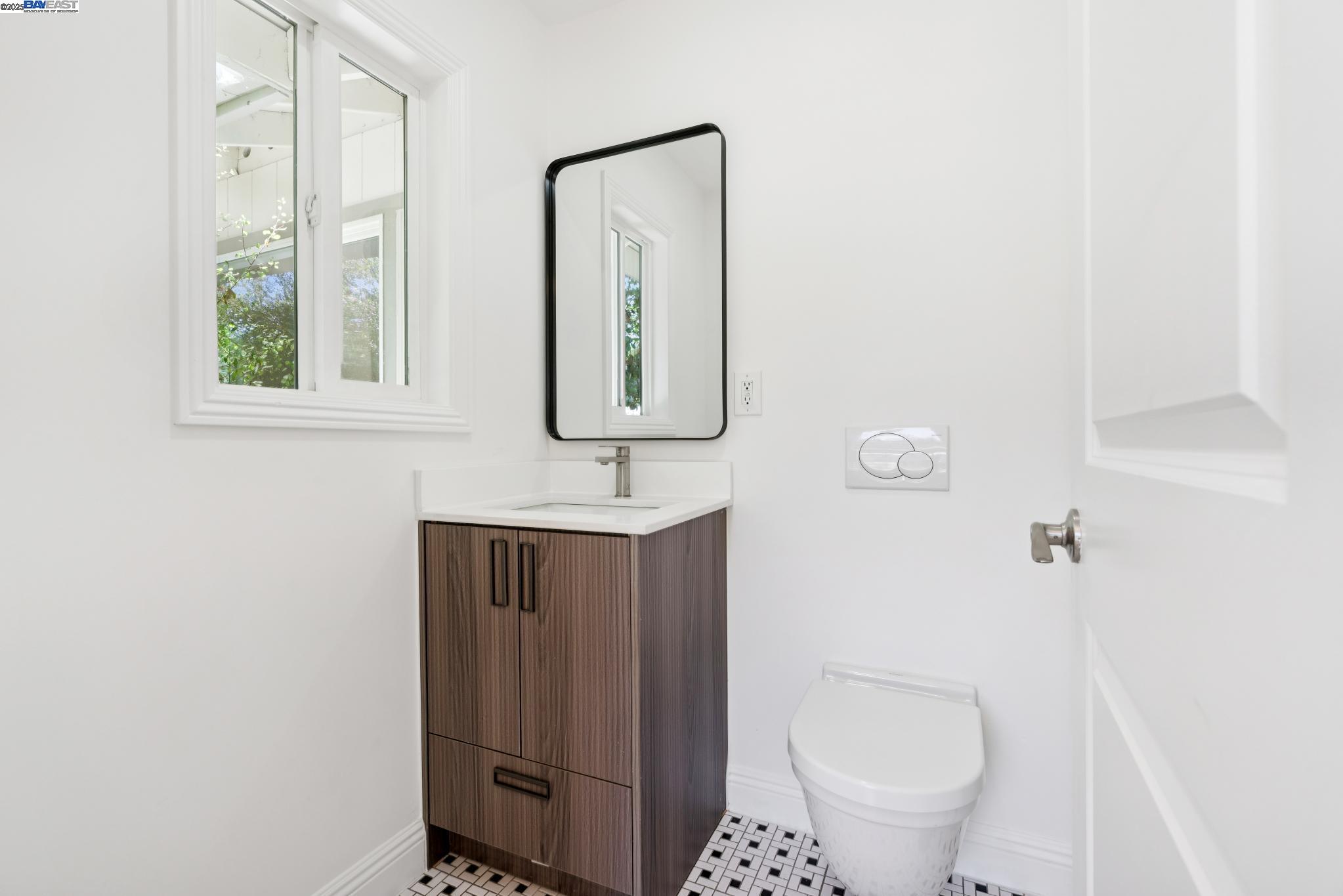 Detail Gallery Image 44 of 53 For 2643 Buena Vista Ave, Walnut Creek,  CA 94597 - 4 Beds | 4/1 Baths