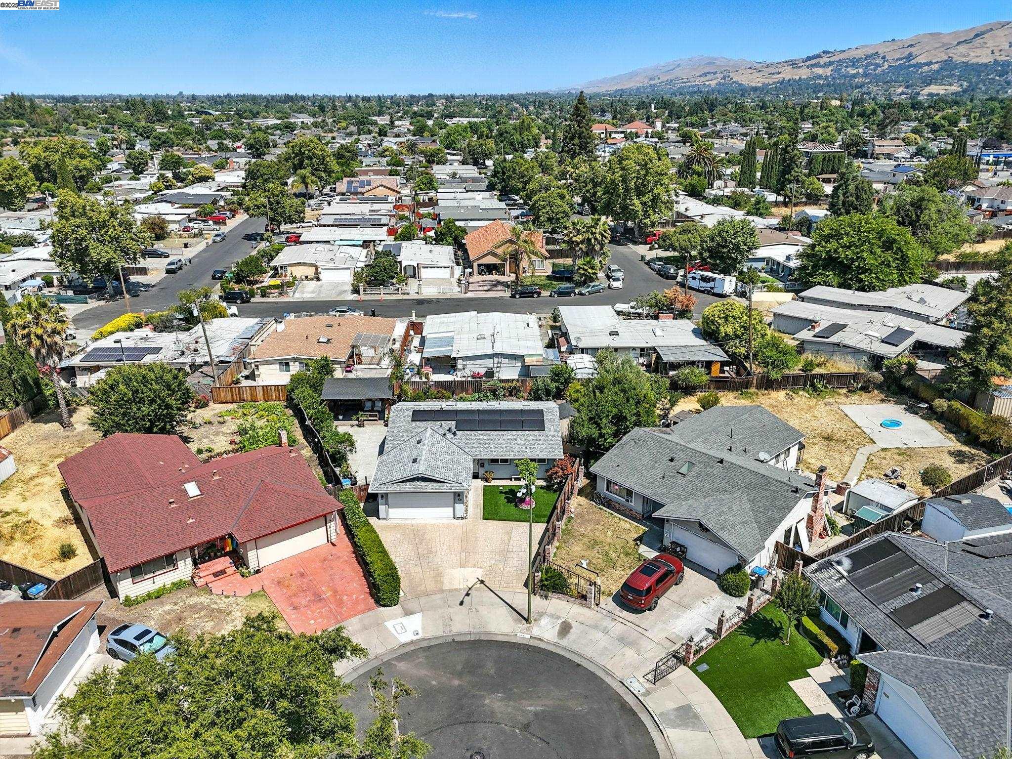 Detail Gallery Image 33 of 37 For 1651 Estates Ct, San Jose,  CA 95127 - 3 Beds | 2 Baths