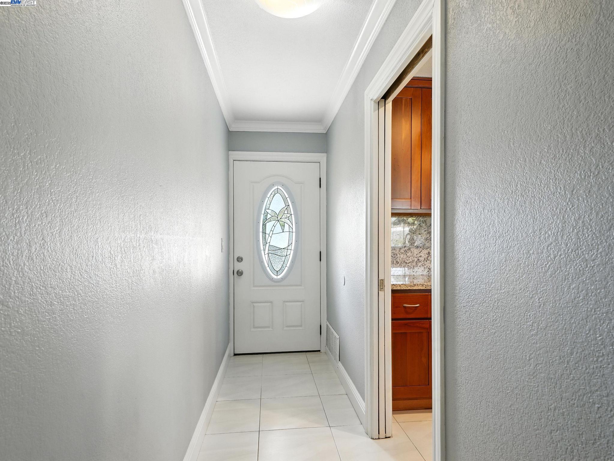 Detail Gallery Image 5 of 37 For 1651 Estates Ct, San Jose,  CA 95127 - 3 Beds | 2 Baths