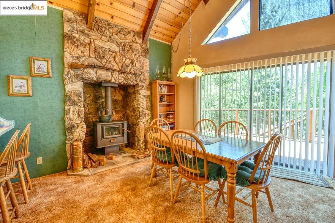 Detail Gallery Image 12 of 28 For 20830 Point View Dr, Groveland,  CA 95321 - 3 Beds | 2/1 Baths
