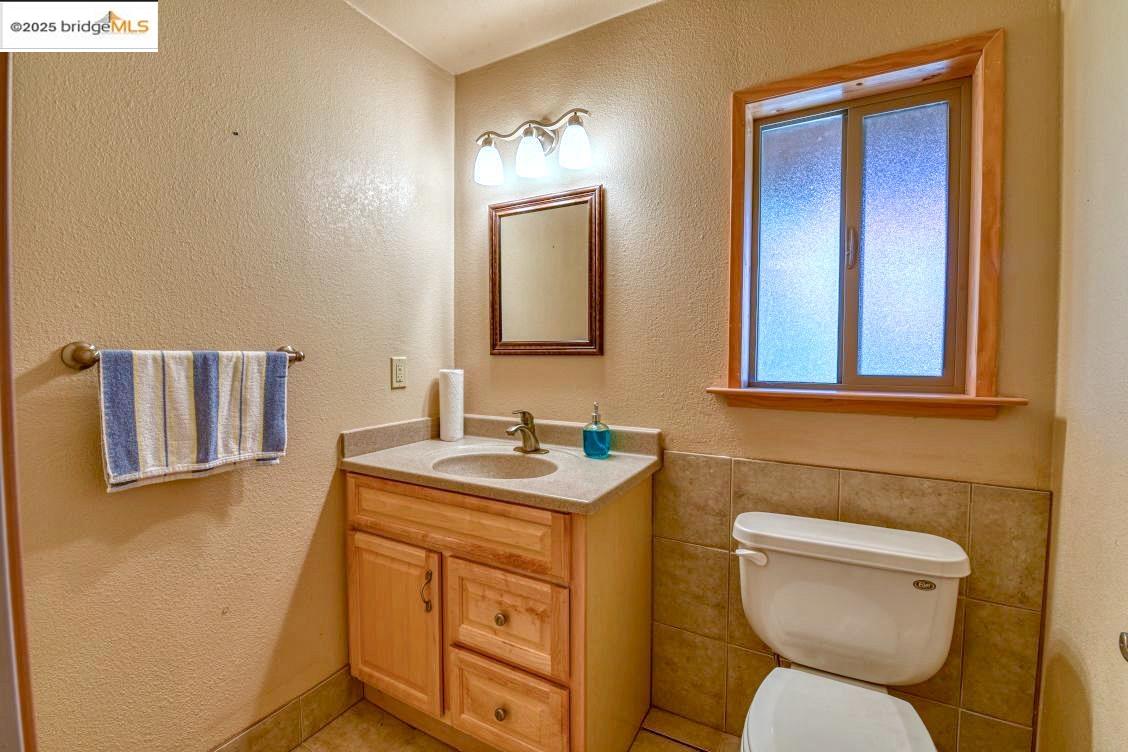Detail Gallery Image 28 of 28 For 20830 Point View Dr, Groveland,  CA 95321 - 3 Beds | 2/1 Baths