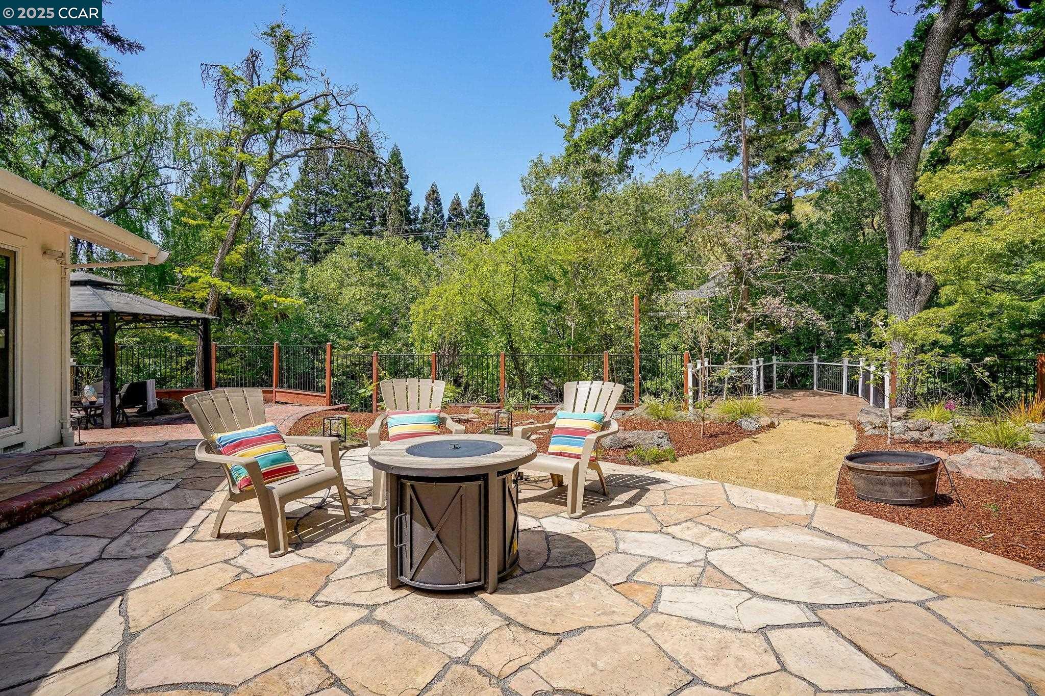 Detail Gallery Image 37 of 48 For 24 Ray Ct, Alamo,  CA 94507 - 4 Beds | 3 Baths
