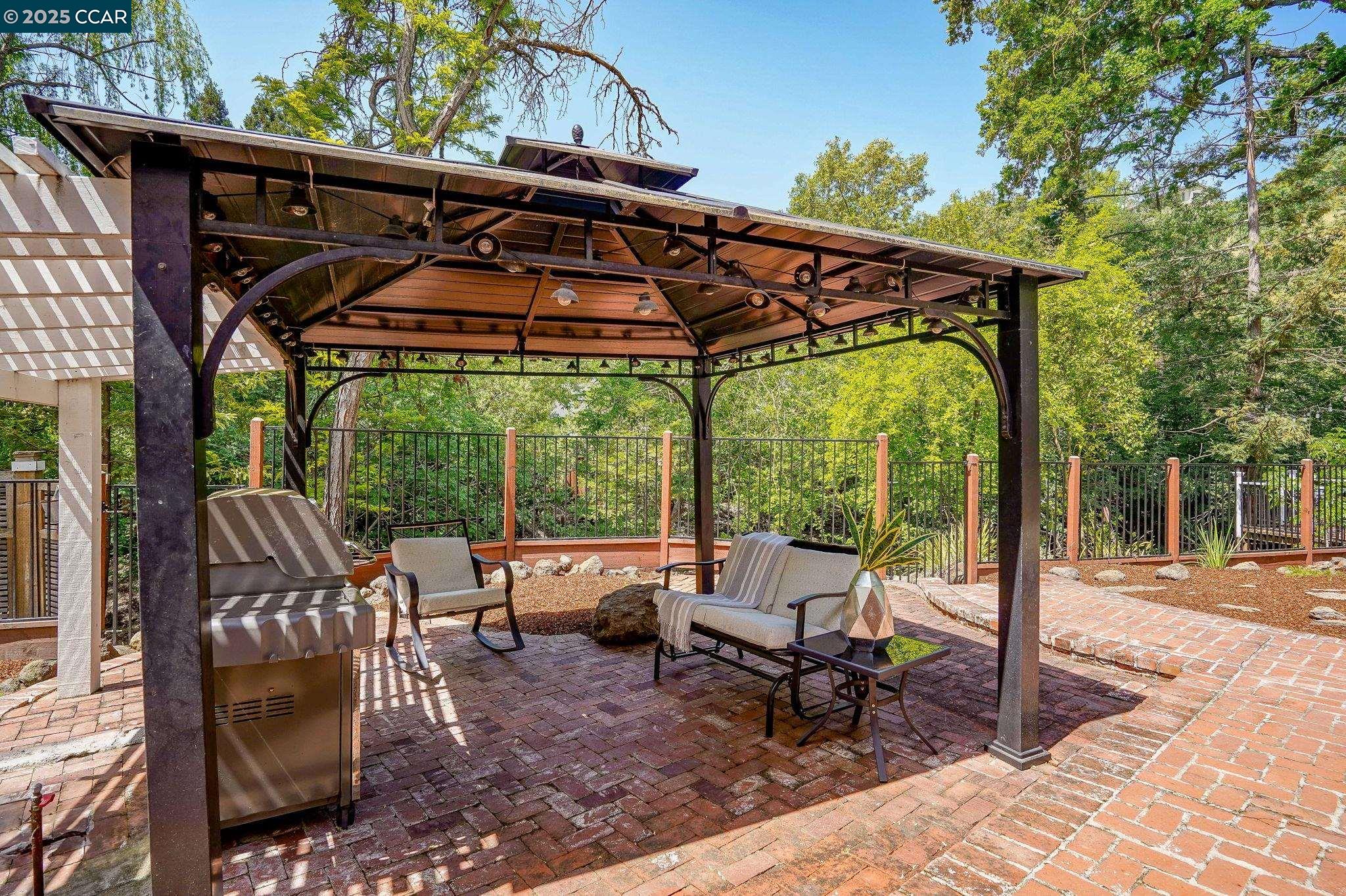 Detail Gallery Image 43 of 48 For 24 Ray Ct, Alamo,  CA 94507 - 4 Beds | 3 Baths