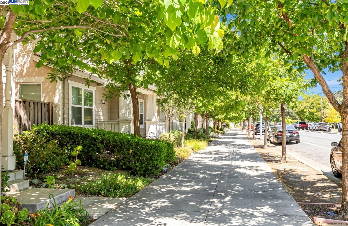 Detail Gallery Image 27 of 34 For 705 Cannery Pl, San Jose,  CA 95112 - 3 Beds | 3/1 Baths