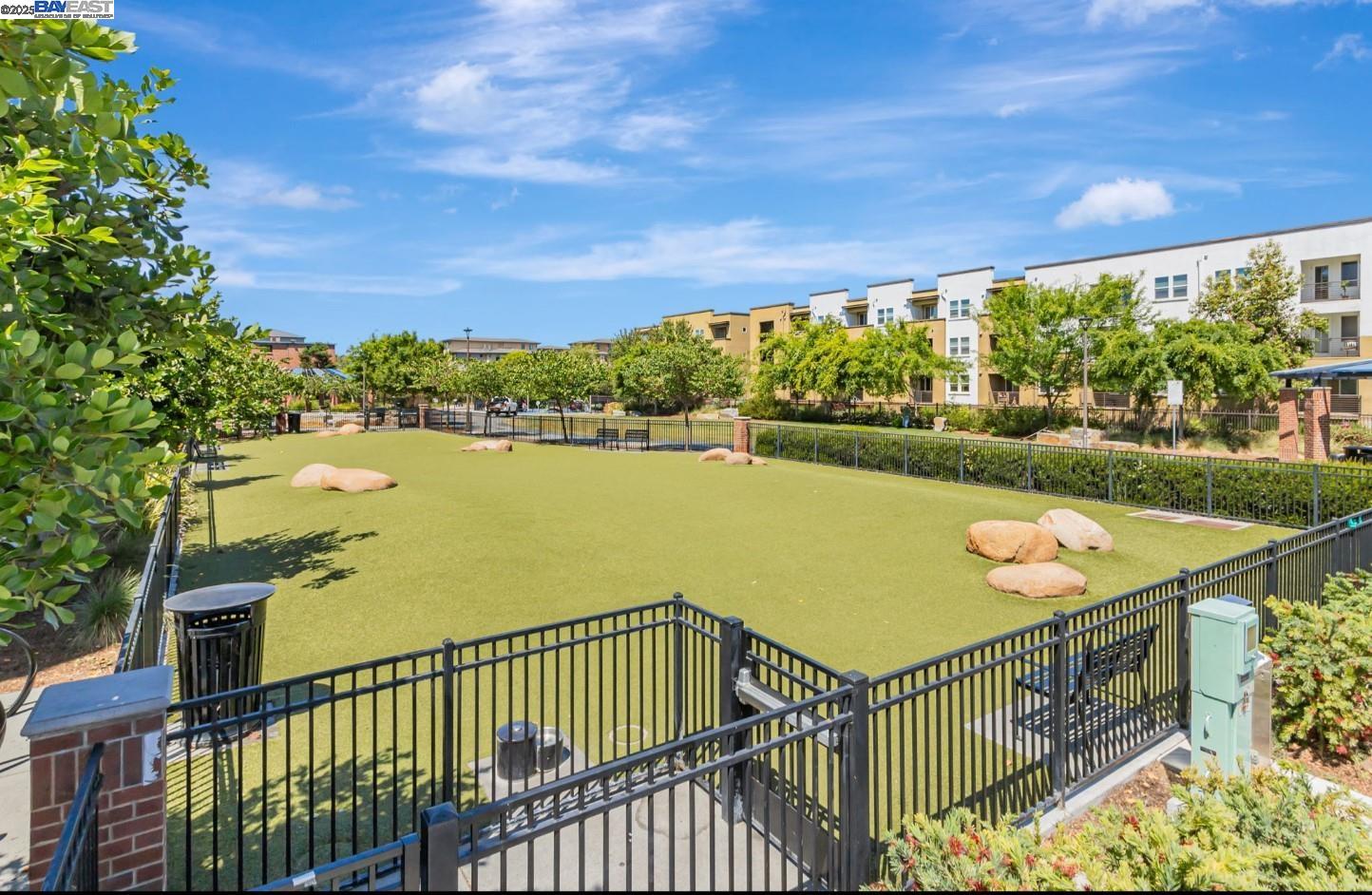 Detail Gallery Image 31 of 34 For 705 Cannery Pl, San Jose,  CA 95112 - 3 Beds | 3/1 Baths