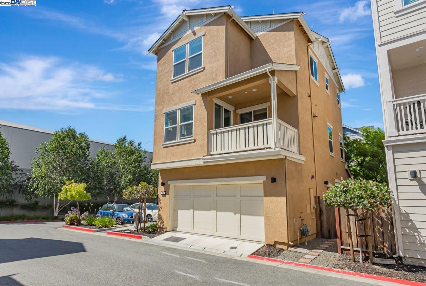 Detail Gallery Image 5 of 34 For 705 Cannery Pl, San Jose,  CA 95112 - 3 Beds | 3/1 Baths