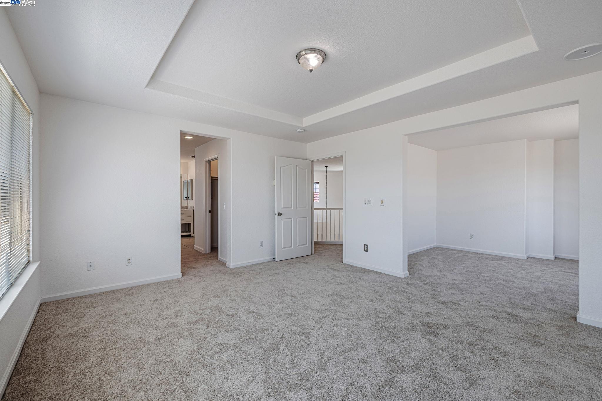Detail Gallery Image 9 of 12 For 13238 Cedarbrook Way, Lathrop,  CA 95330 - 4 Beds | 3 Baths