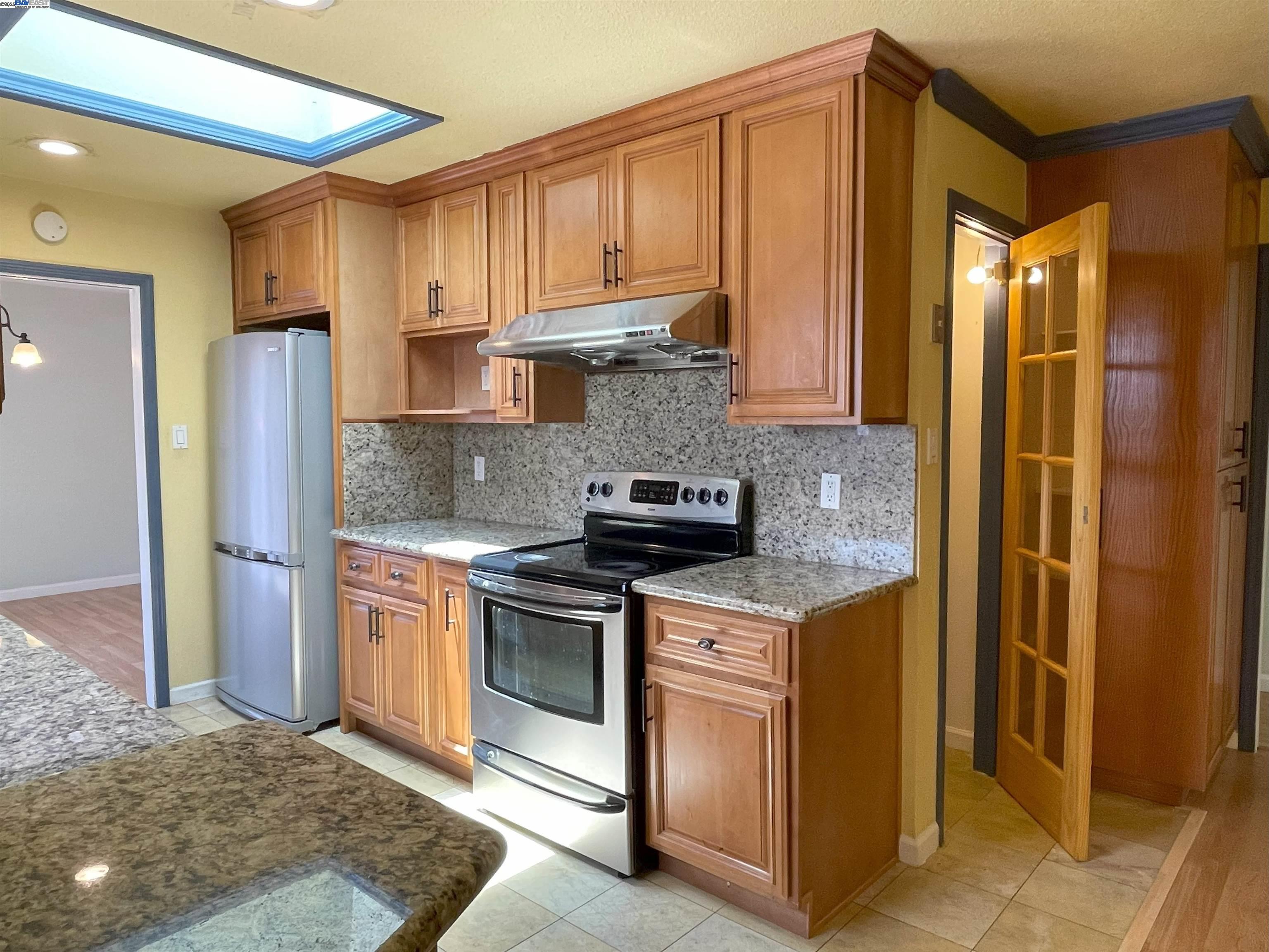 4902 Everglades Park Dr, Fremont, California 94538, 4 Bedrooms Bedrooms, 8 Rooms Rooms,2 BathroomsBathrooms,Residential Lease,For Rent,4902 Everglades Park Dr,41102118