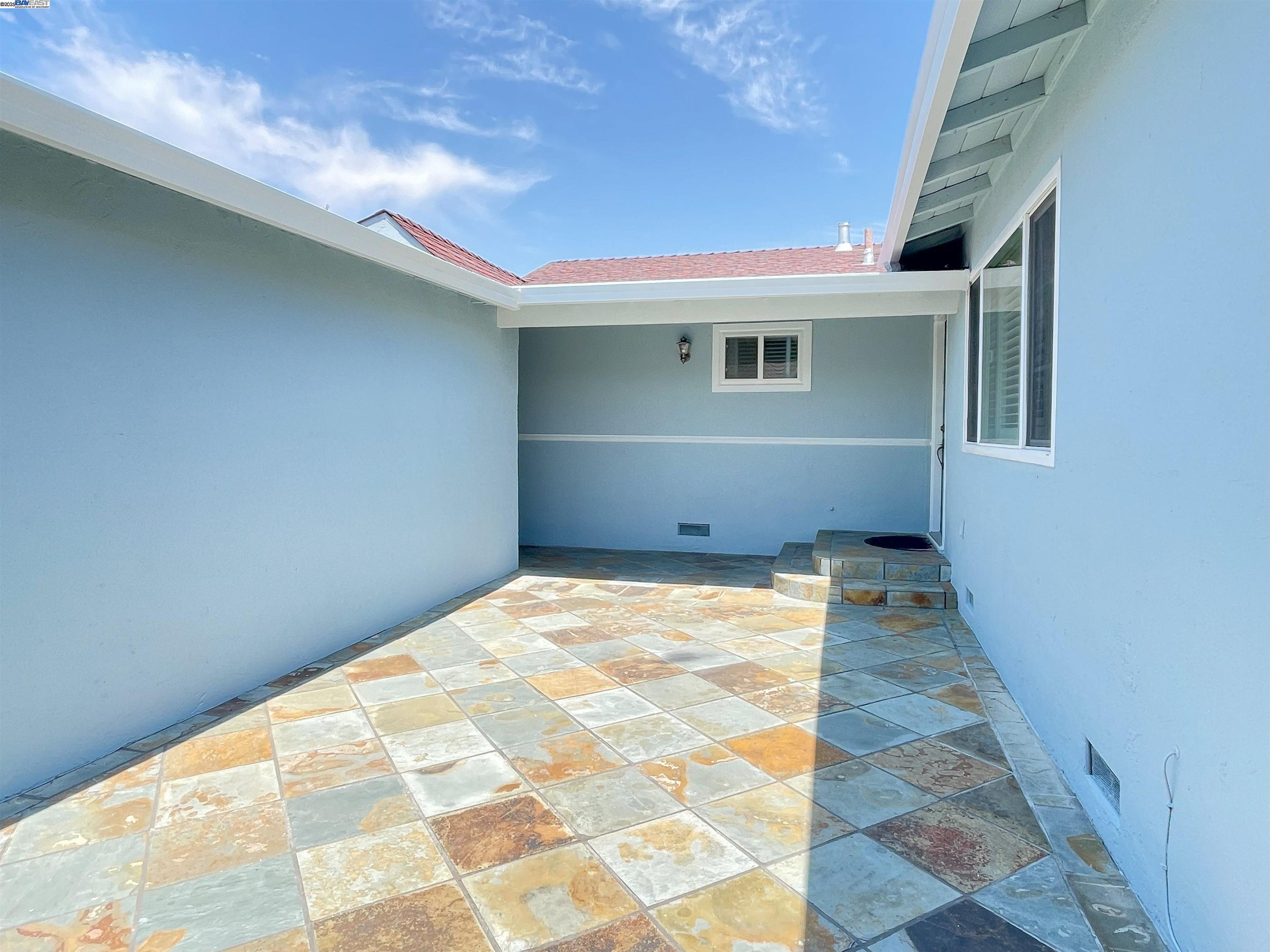 4902 Everglades Park Dr, Fremont, California 94538, 4 Bedrooms Bedrooms, 8 Rooms Rooms,2 BathroomsBathrooms,Residential Lease,For Rent,4902 Everglades Park Dr,41102118