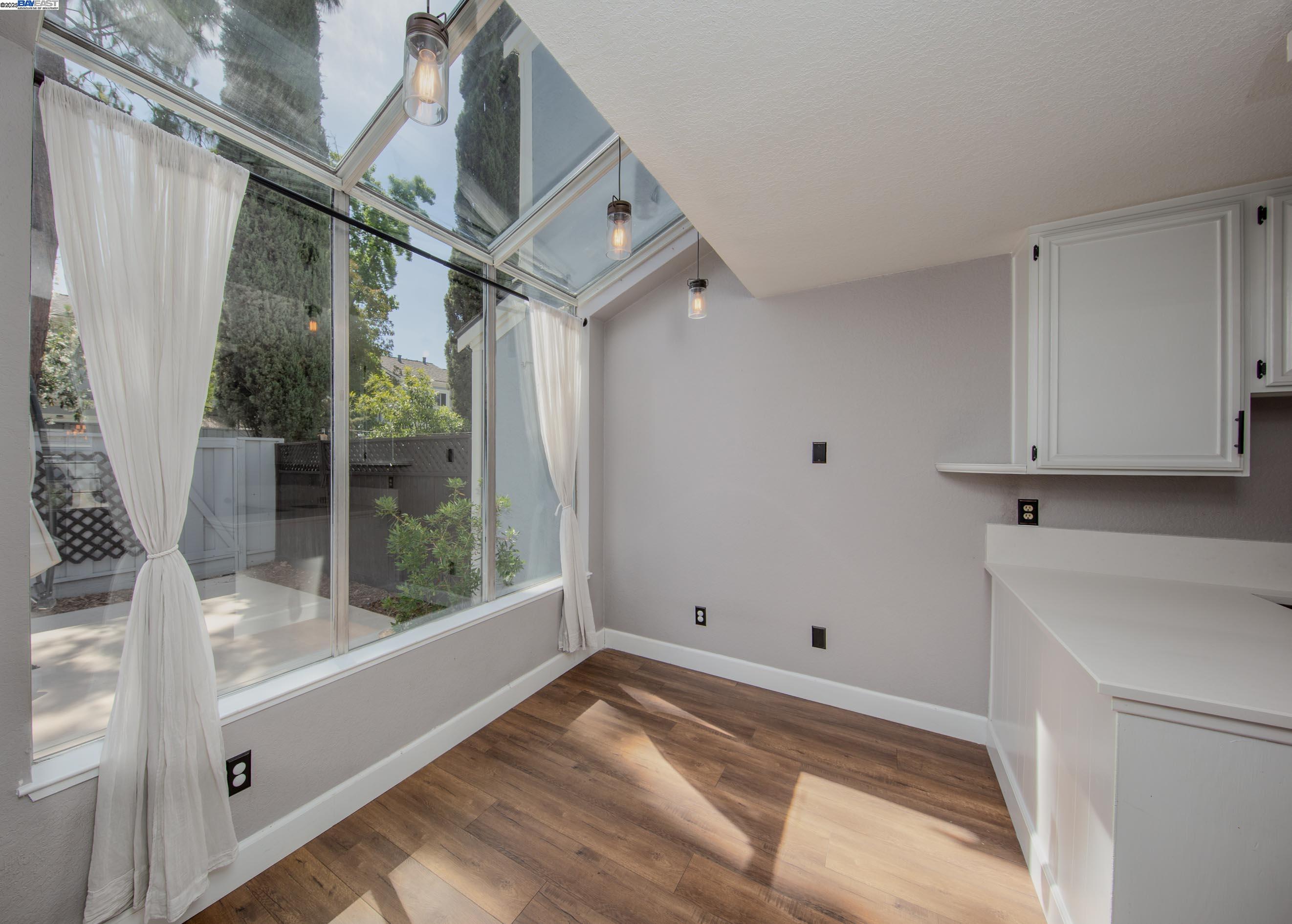 Photo #9: 41102119 Listing: Photo #9