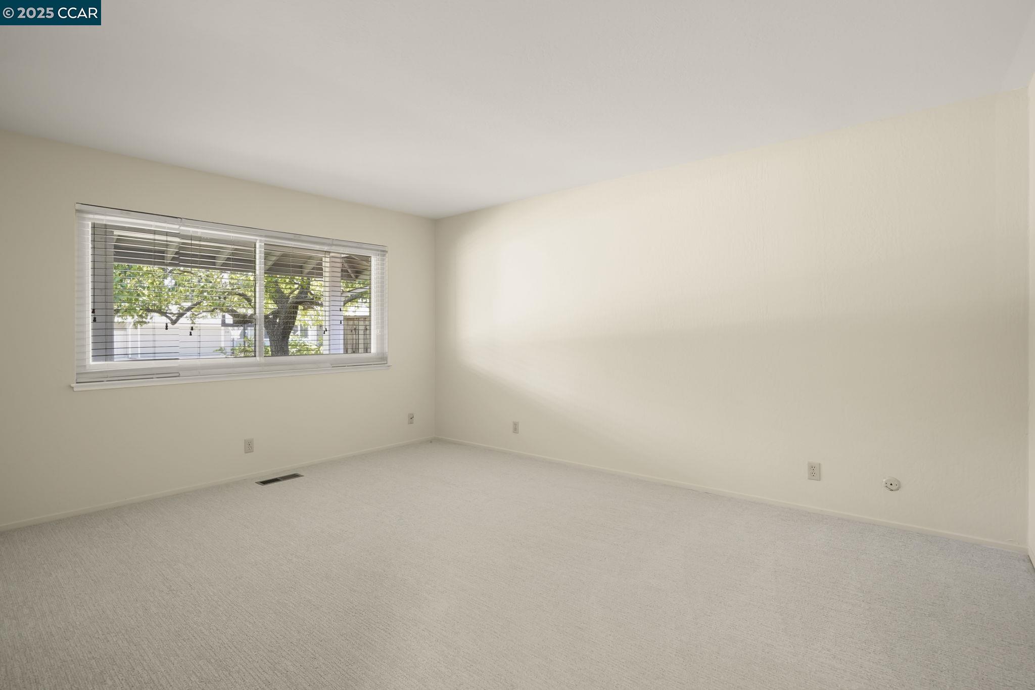 Detail Gallery Image 15 of 35 For 2250 Loch Ln, Walnut Creek,  CA 94598 - 4 Beds | 2 Baths