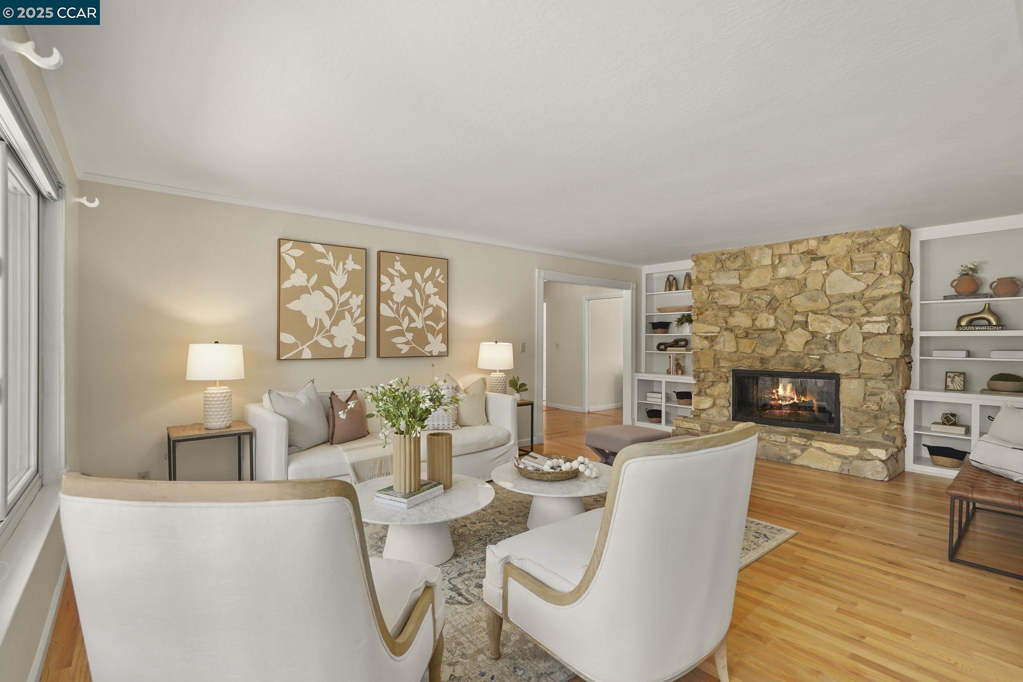 Detail Gallery Image 4 of 35 For 2250 Loch Ln, Walnut Creek,  CA 94598 - 4 Beds | 2 Baths