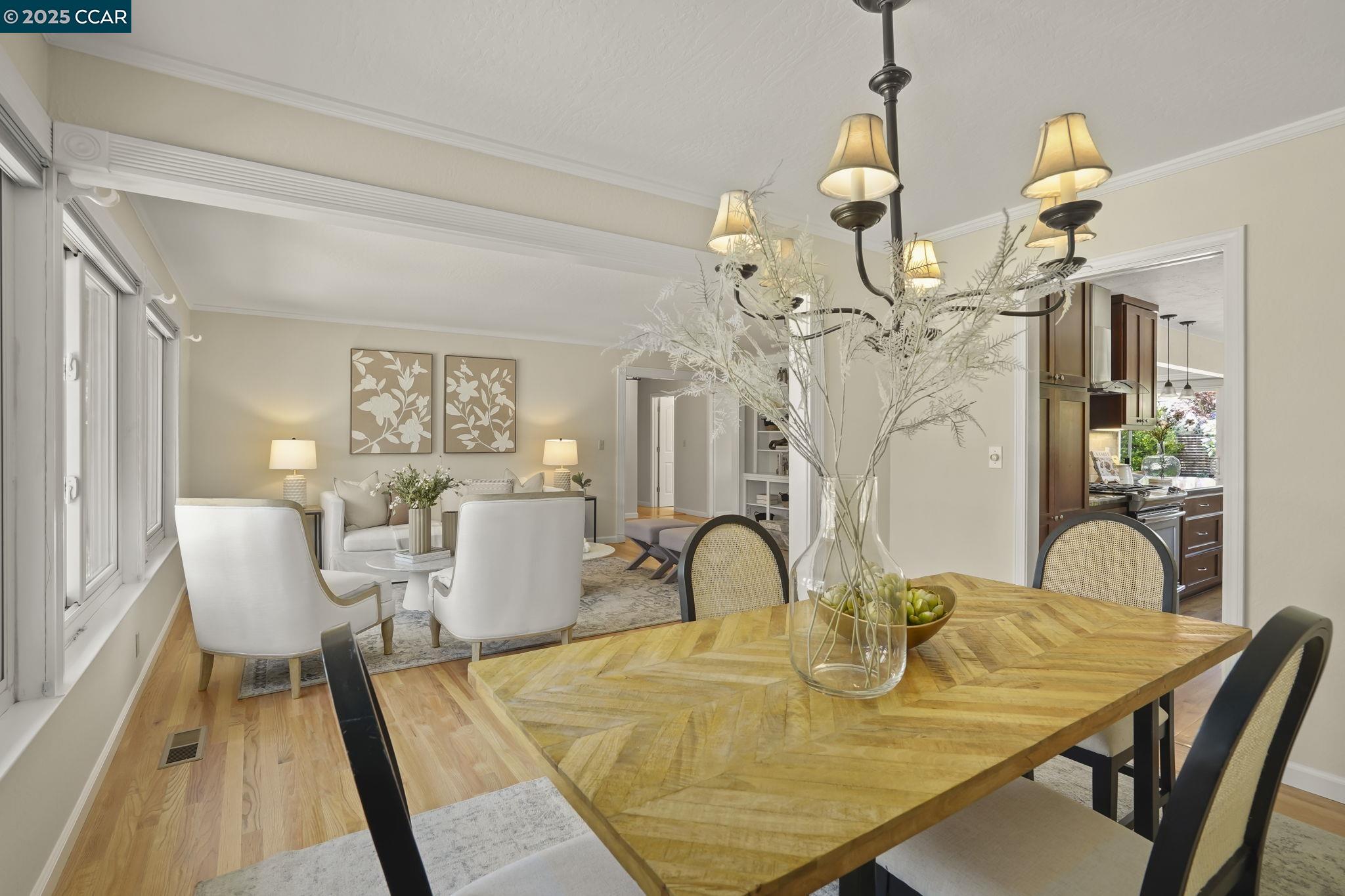 Detail Gallery Image 5 of 35 For 2250 Loch Ln, Walnut Creek,  CA 94598 - 4 Beds | 2 Baths
