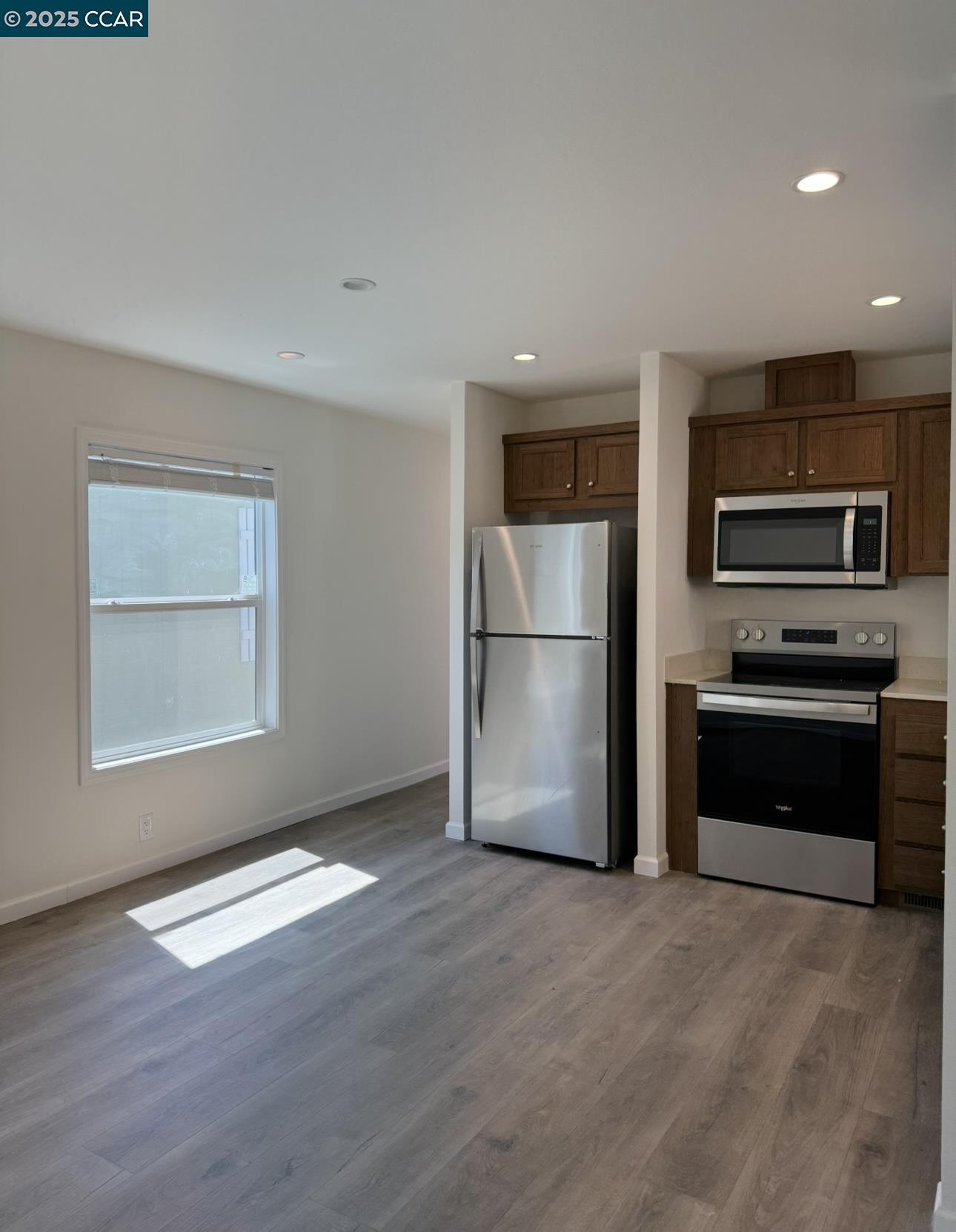 Detail Gallery Image 12 of 12 For 414 N School St, Lodi,  CA 95240 - 3 Beds | 2 Baths
