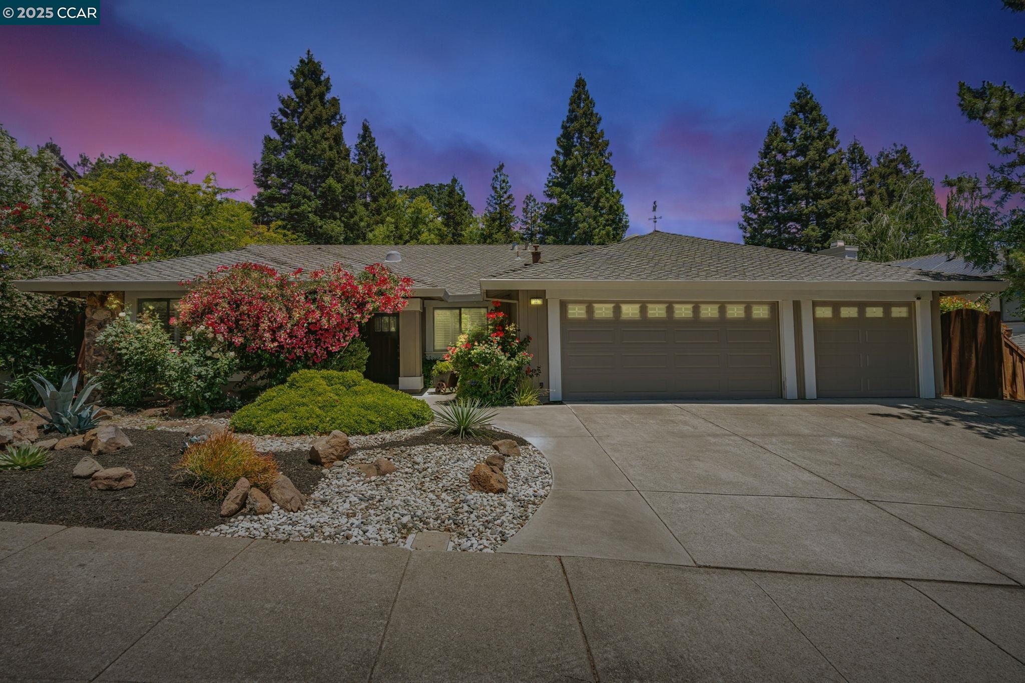 Detail Gallery Image 1 of 1 For 308 Valley High Dr, Pleasant Hill,  CA 94523 - 4 Beds | 2 Baths