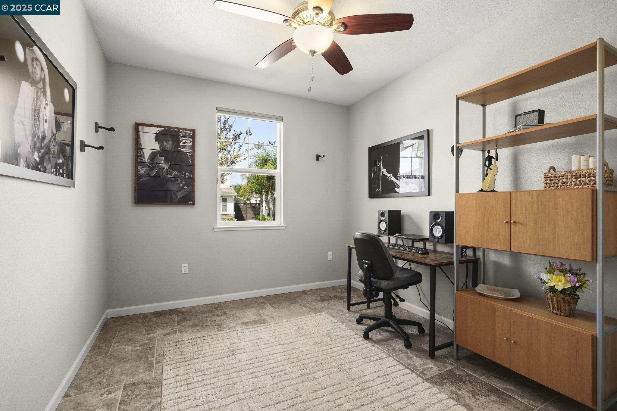 Detail Gallery Image 22 of 38 For 190 Pasilla Ct, Morgan Hill,  CA 95037 - 3 Beds | 2/1 Baths