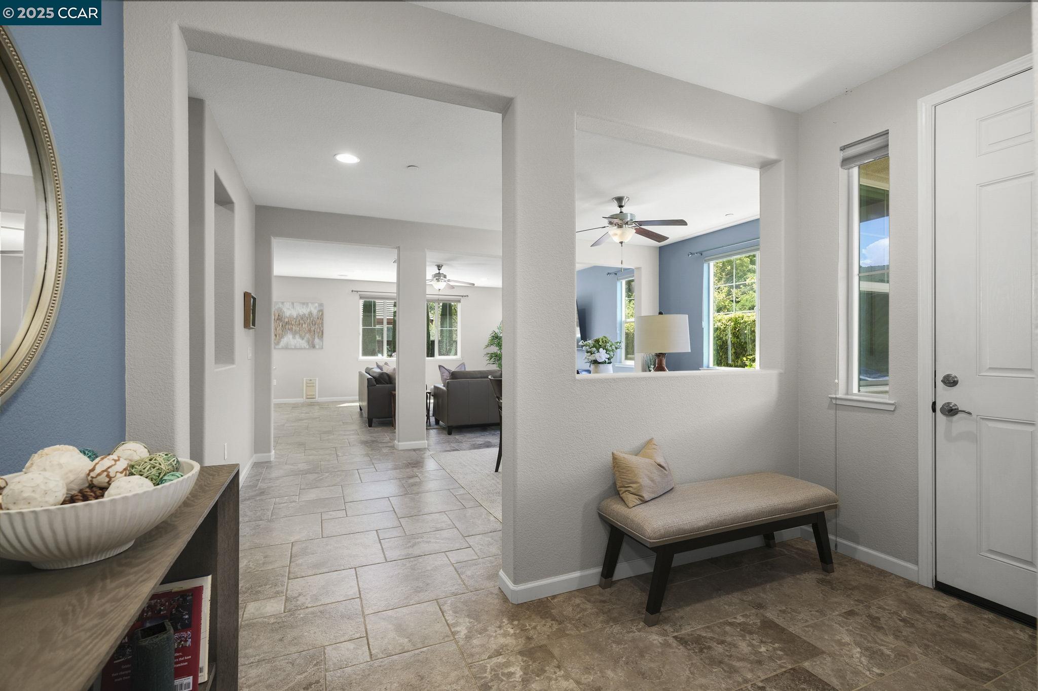 Detail Gallery Image 4 of 38 For 190 Pasilla Ct, Morgan Hill,  CA 95037 - 3 Beds | 2/1 Baths