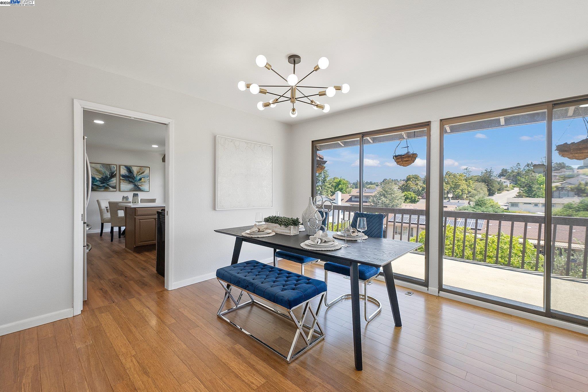 Detail Gallery Image 13 of 60 For 27896 Adobe Ct, Hayward,  CA 94542 - 5 Beds | 3 Baths