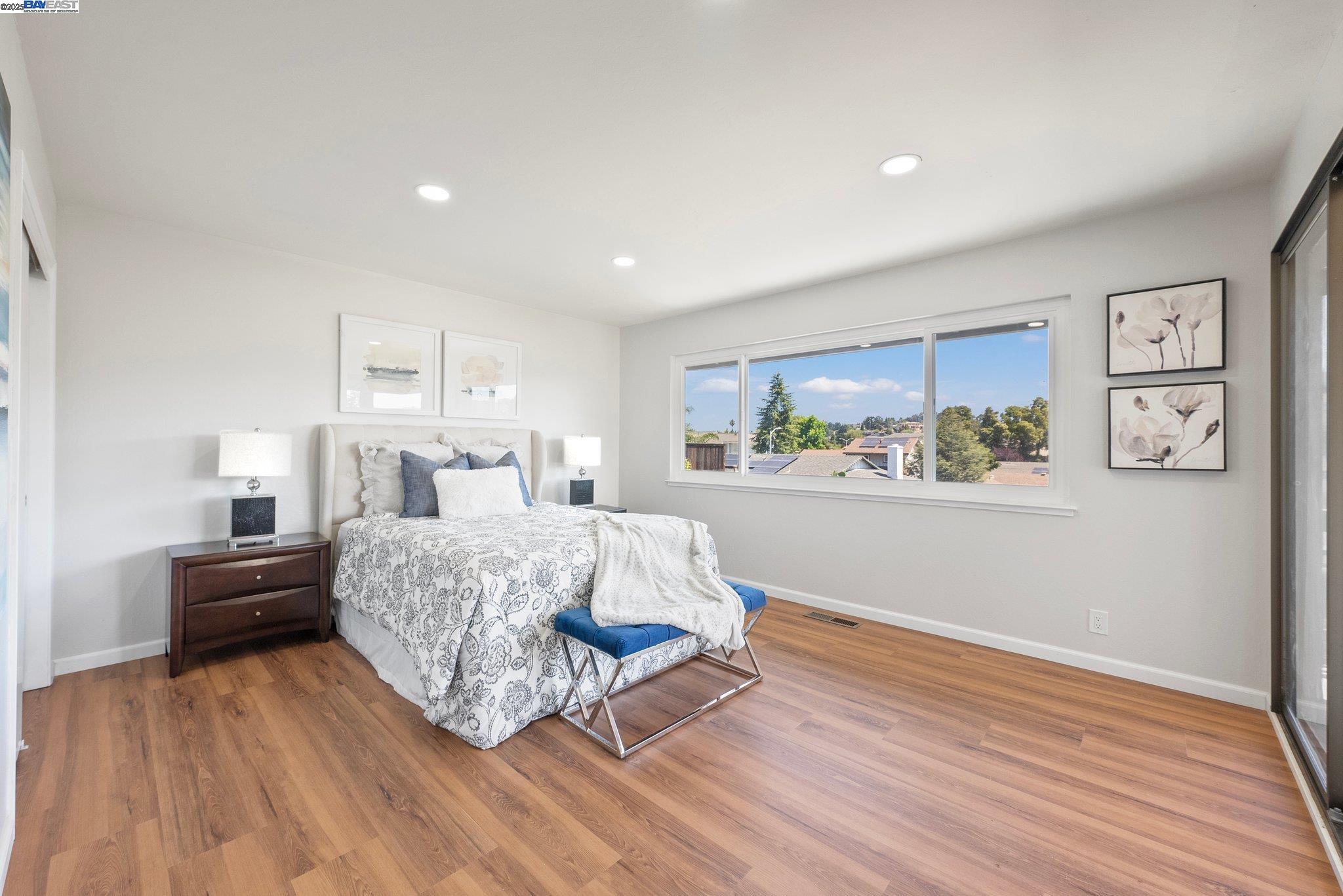 Detail Gallery Image 22 of 60 For 27896 Adobe Ct, Hayward,  CA 94542 - 5 Beds | 3 Baths