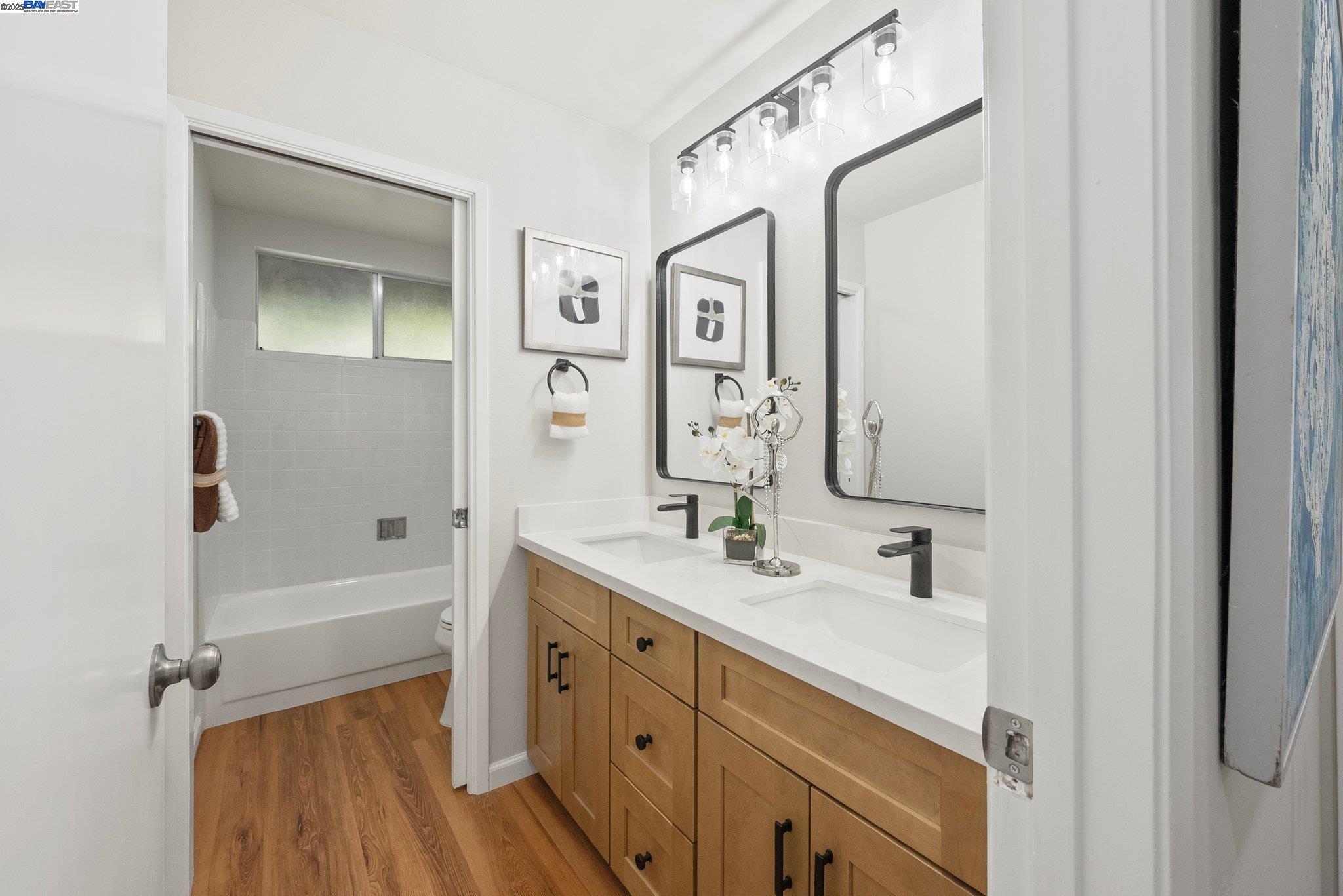 Detail Gallery Image 27 of 60 For 27896 Adobe Ct, Hayward,  CA 94542 - 5 Beds | 3 Baths